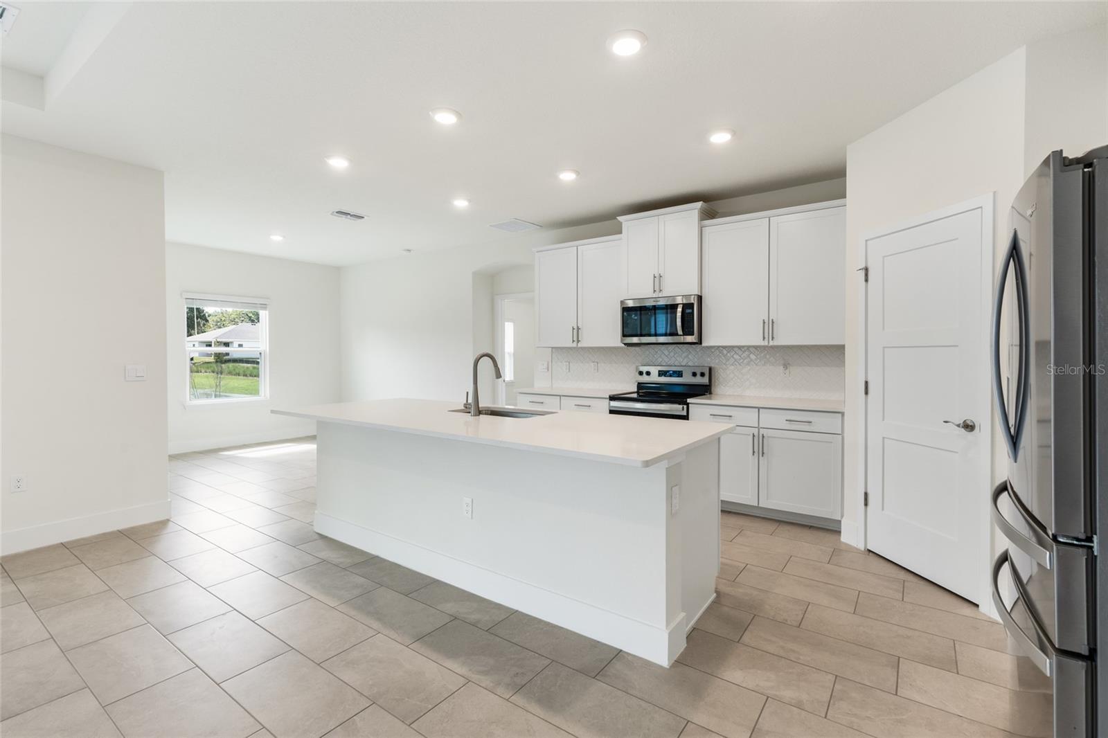 Image 13 of 43 For 1440 128 Terrace