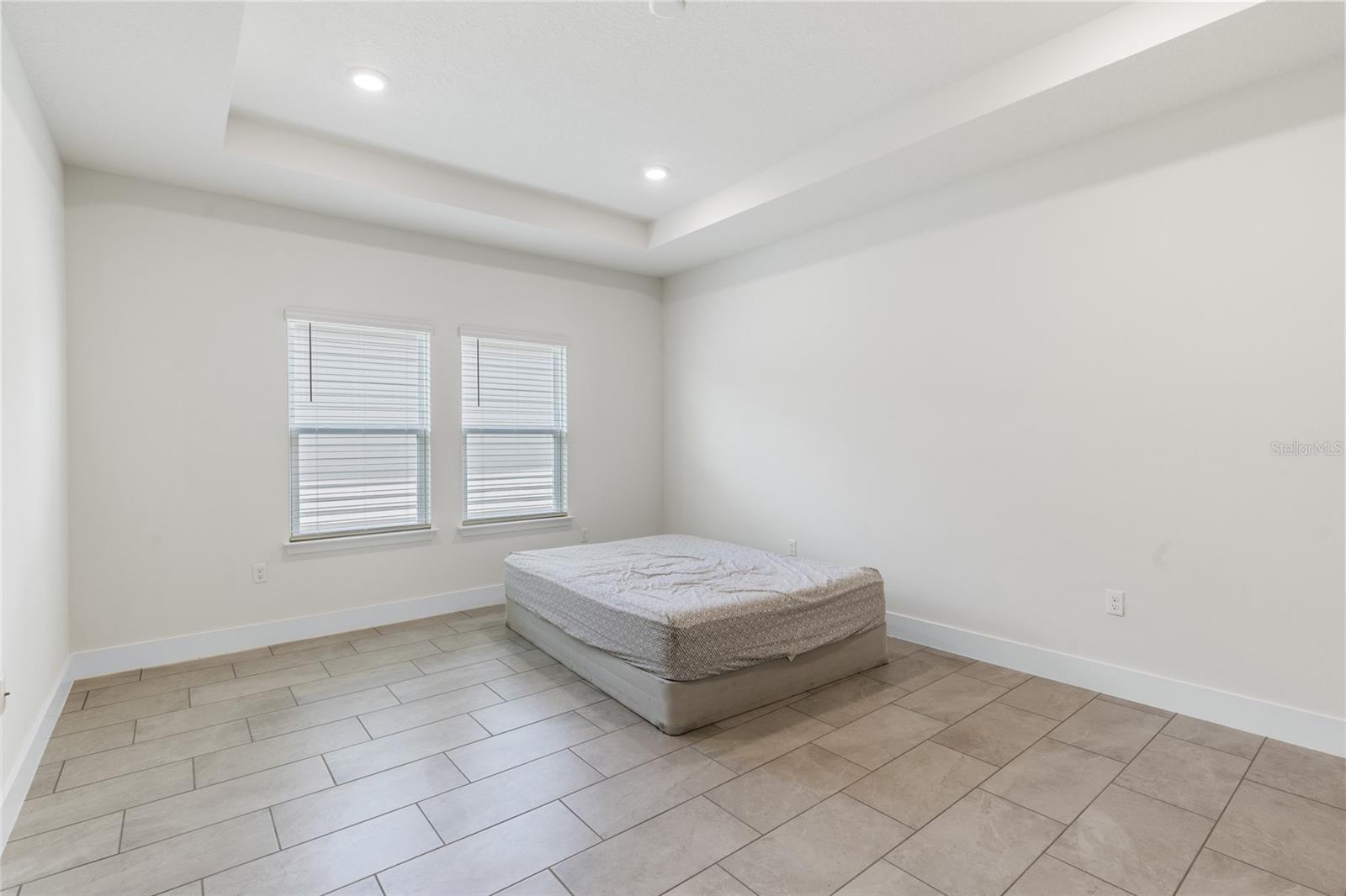 Image 23 of 43 For 1440 128 Terrace