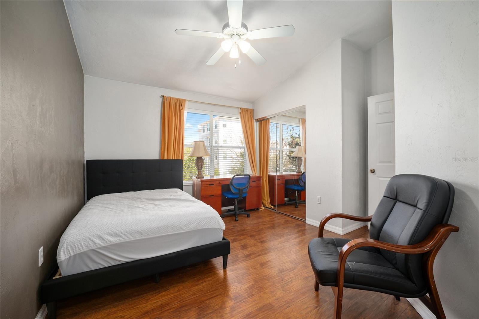 Image 24 of 36 For 3910 20th Avenue 1403