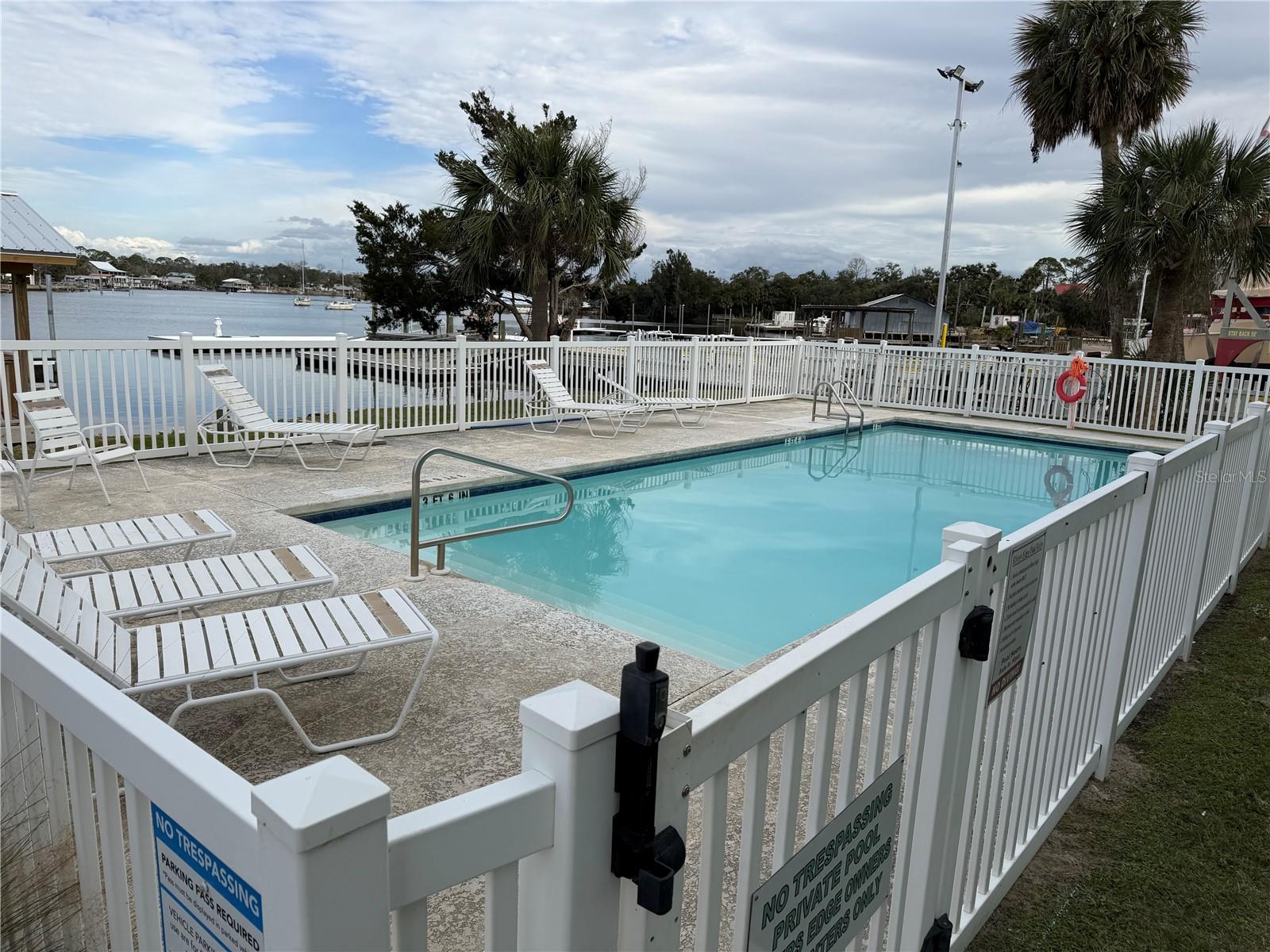 Image 3 of 13 For 6990 Hwy 358 2b