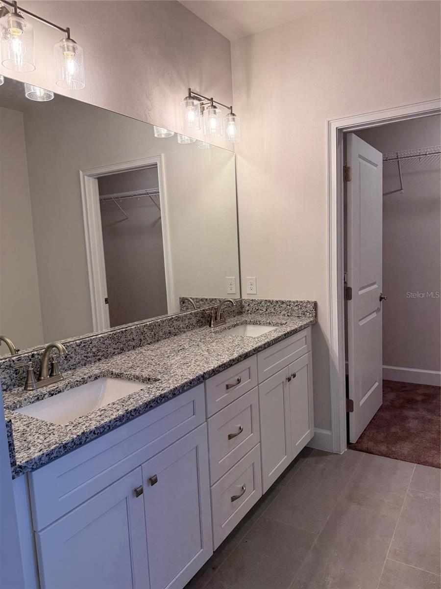 Image 5 of 8 For 12545 157th Terrace