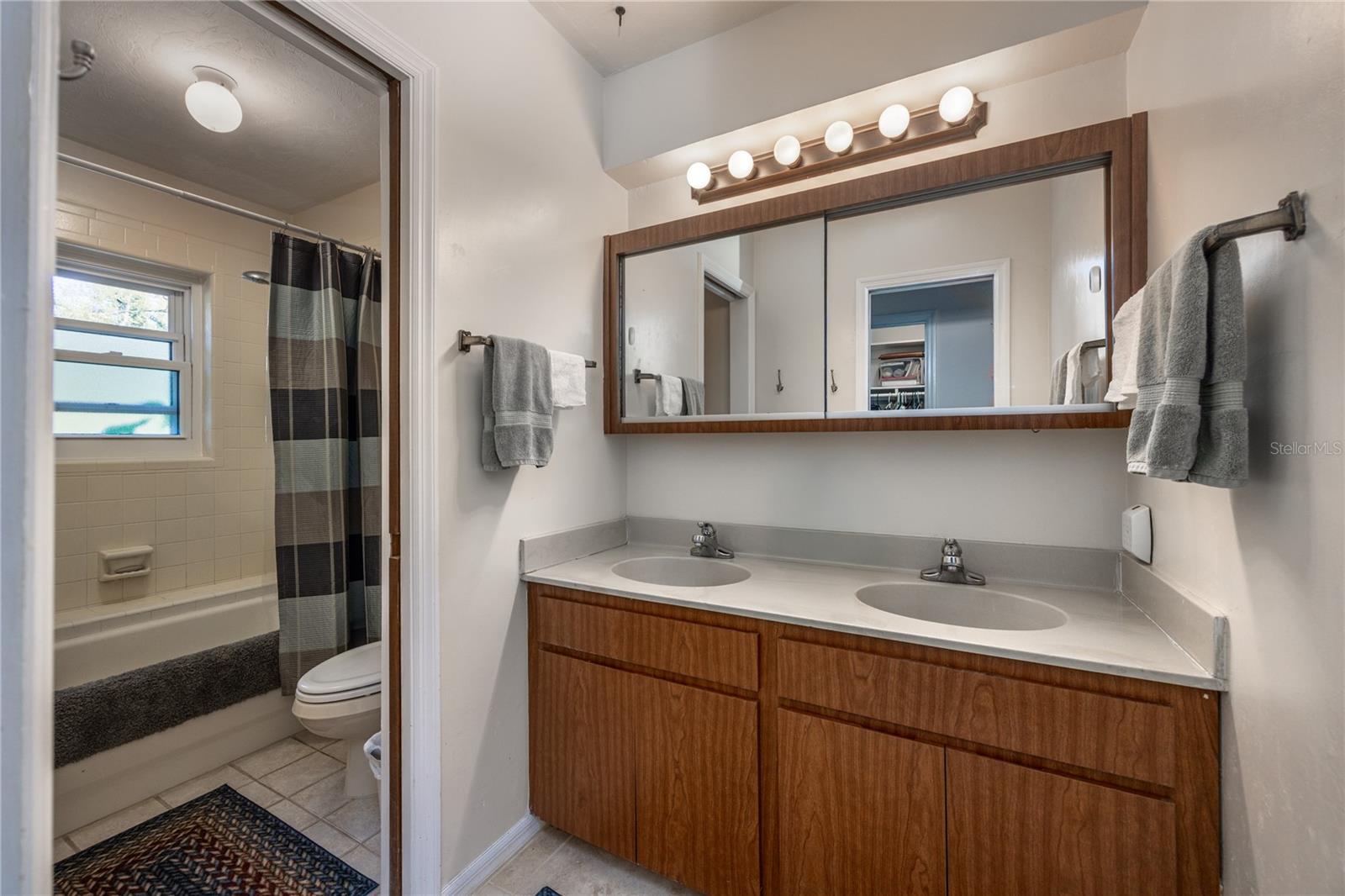 Listing photo id 14 for 11440 Archer Road