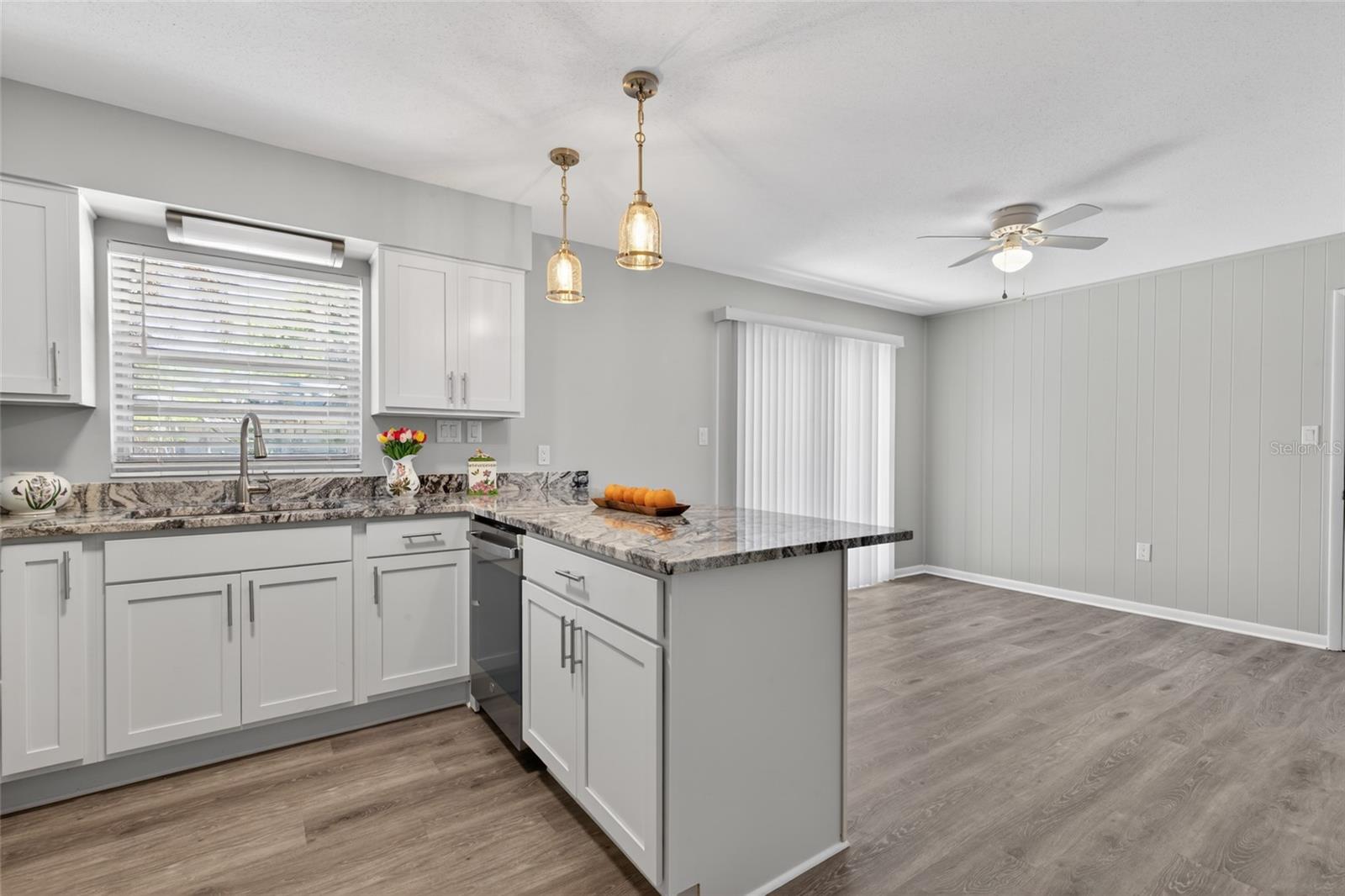 Image 10 of 33 For 3907 21st Street