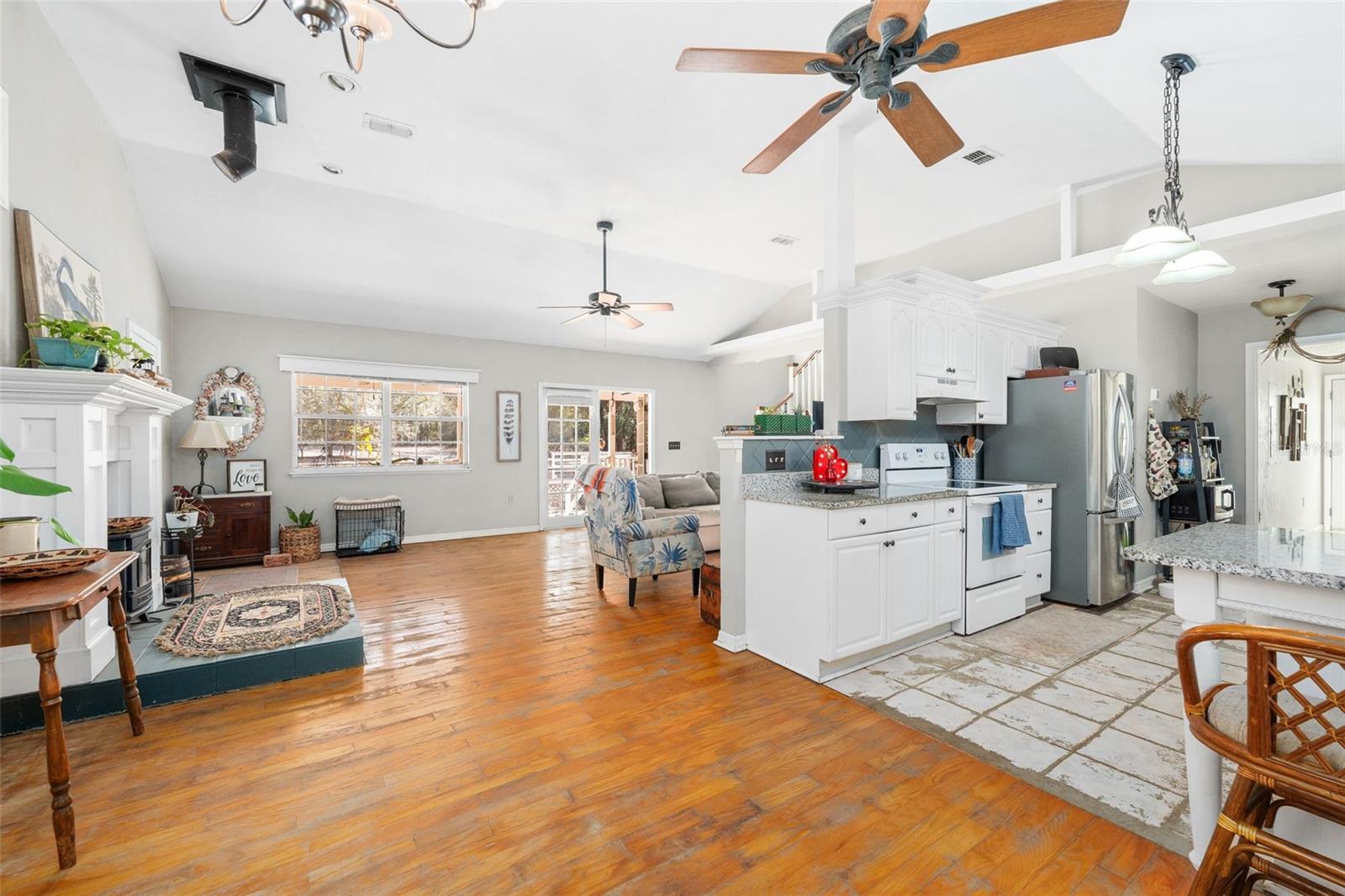 Image 20 of 37 For 21612 214th Terrace