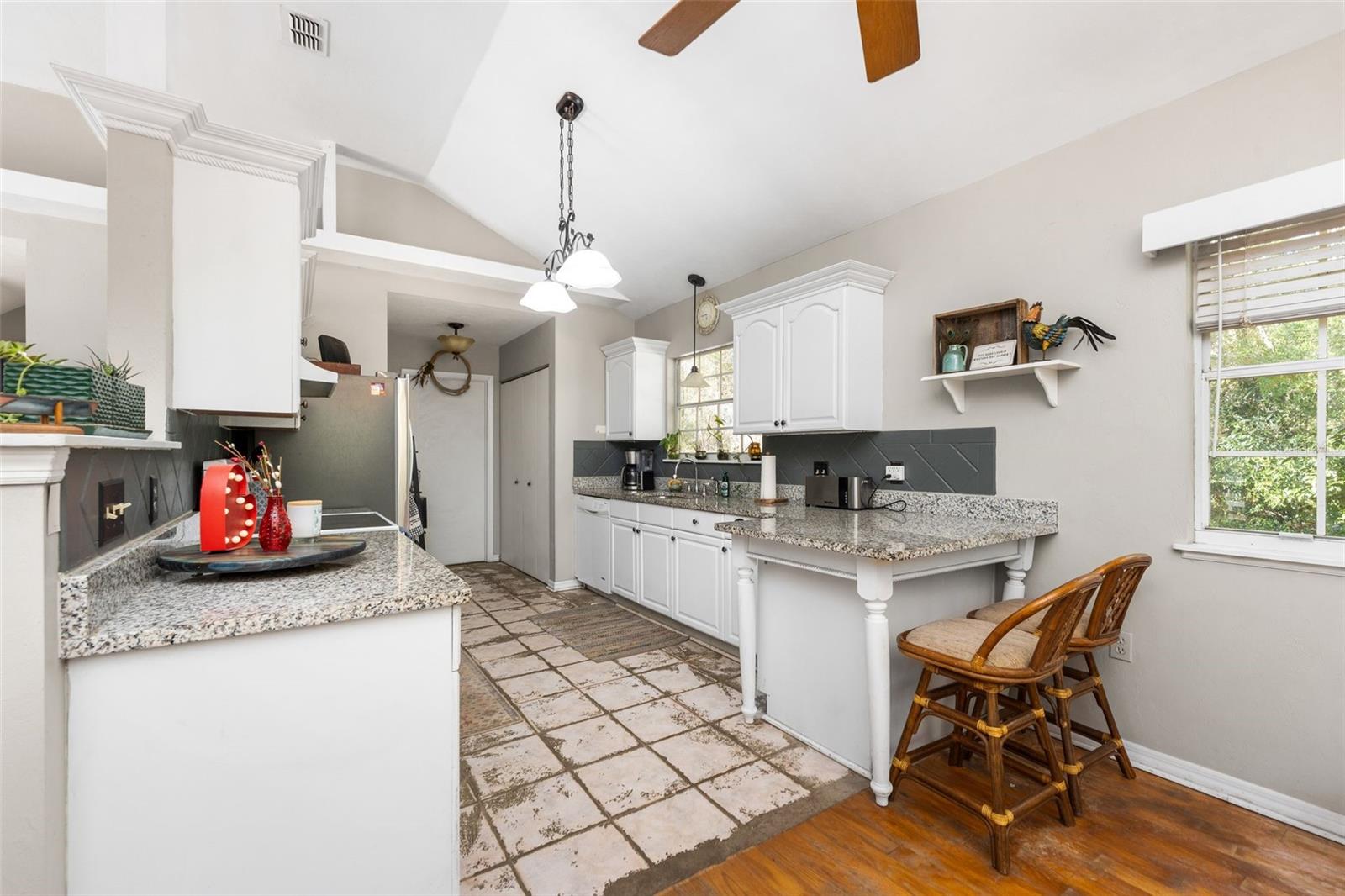 Image 22 of 37 For 21612 214th Terrace