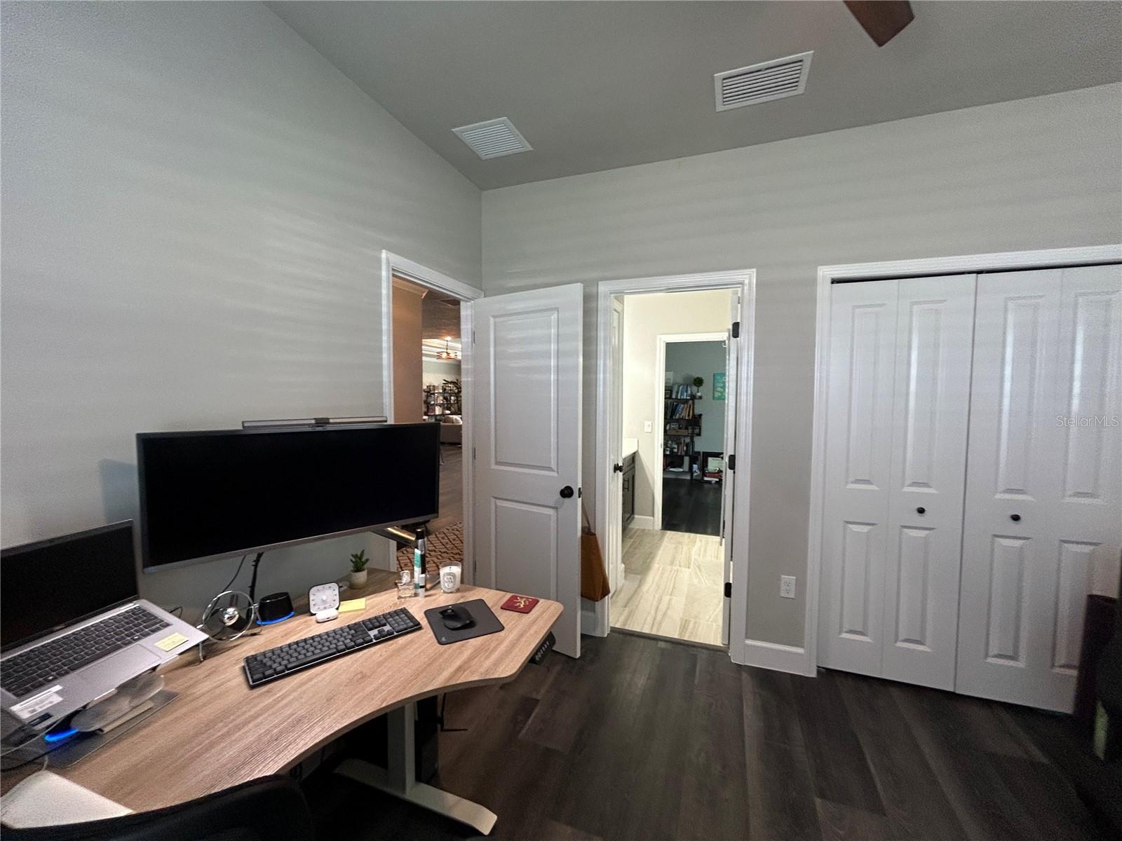 Image 18 of 20 For 1601 68th Terrace