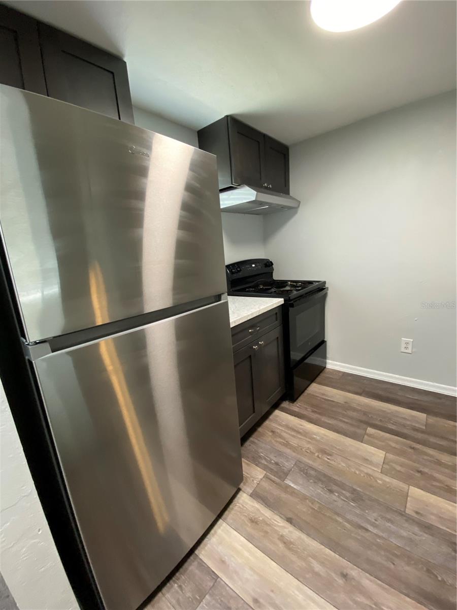 Image 16 of 27 For 3209 25th Drive B