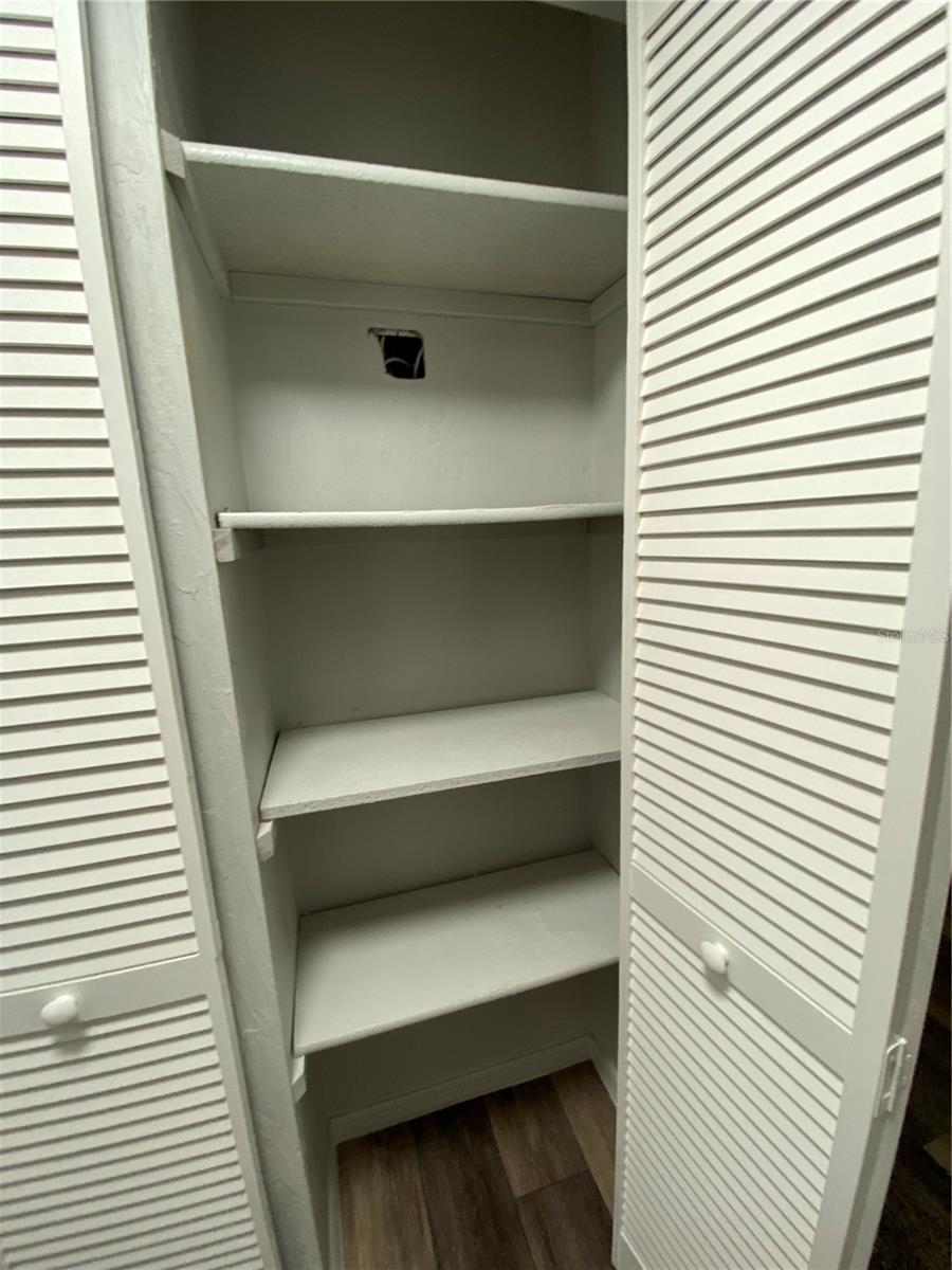 Image 18 of 27 For 3209 25th Drive B