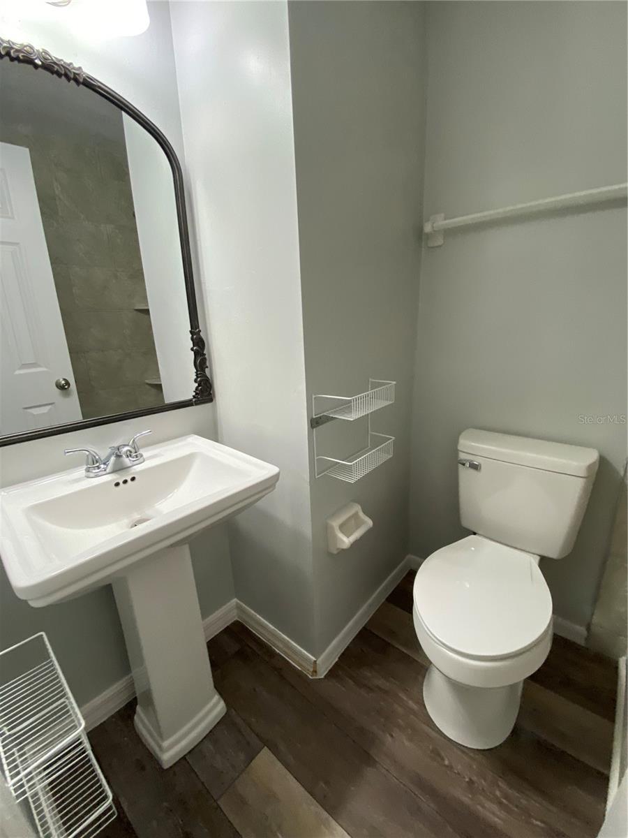 Image 23 of 27 For 3209 25th Drive B