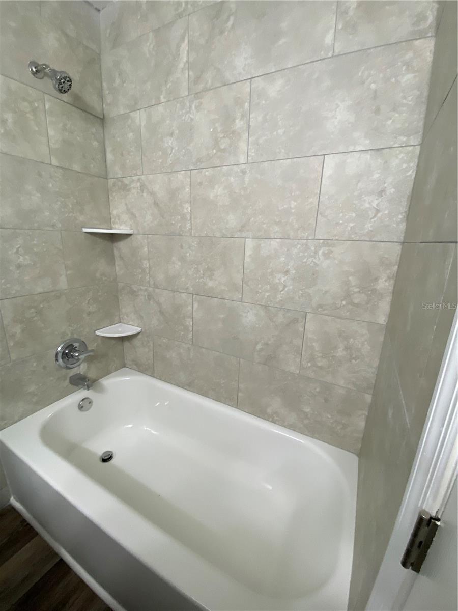 Image 24 of 27 For 3209 25th Drive B