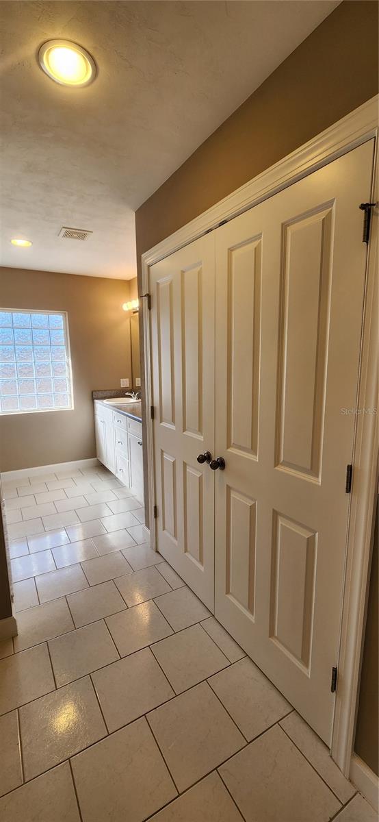 Image 13 of 35 For 24077 94th Avenue