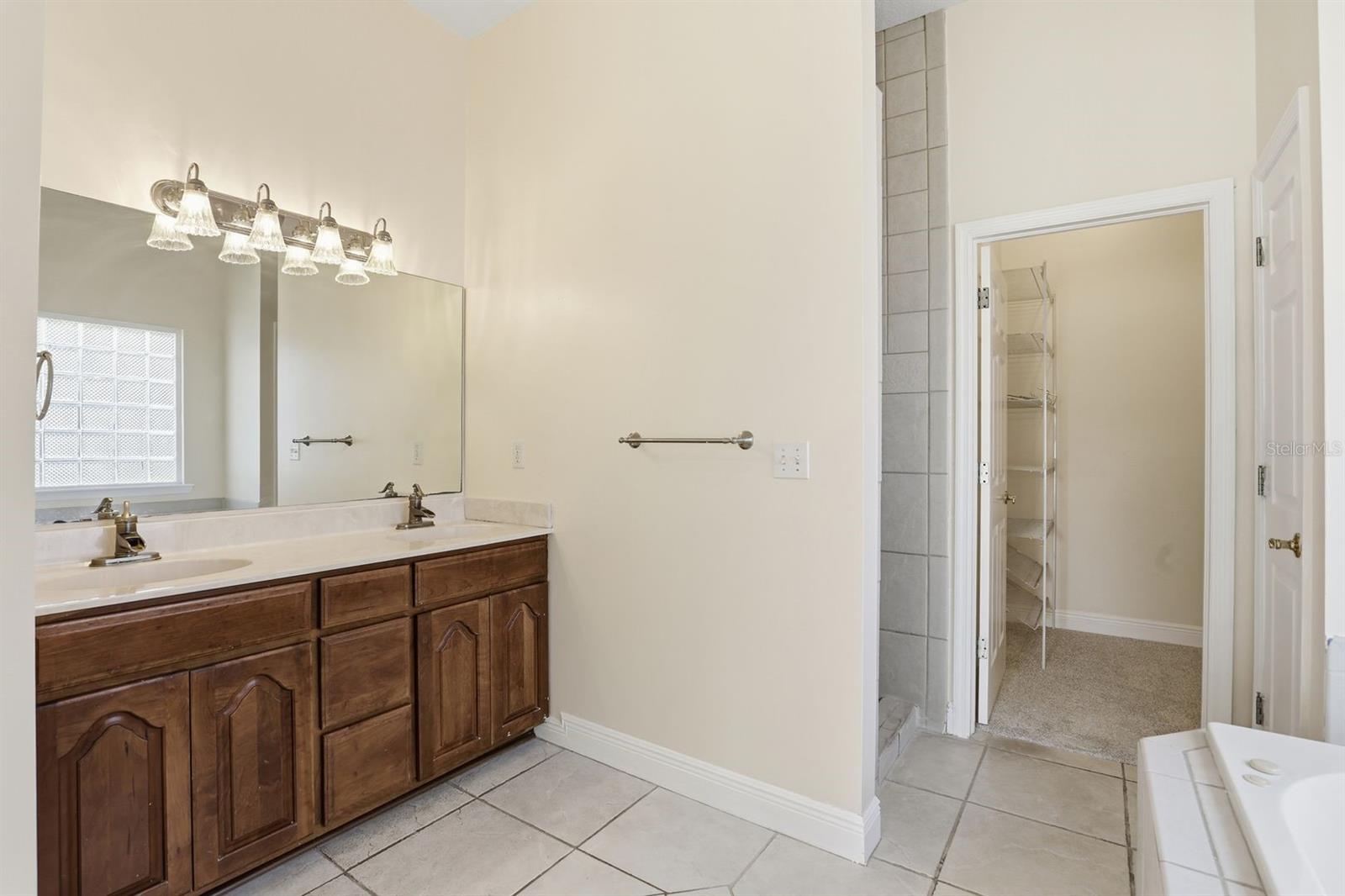 Image 33 of 44 For 14313 60th Avenue