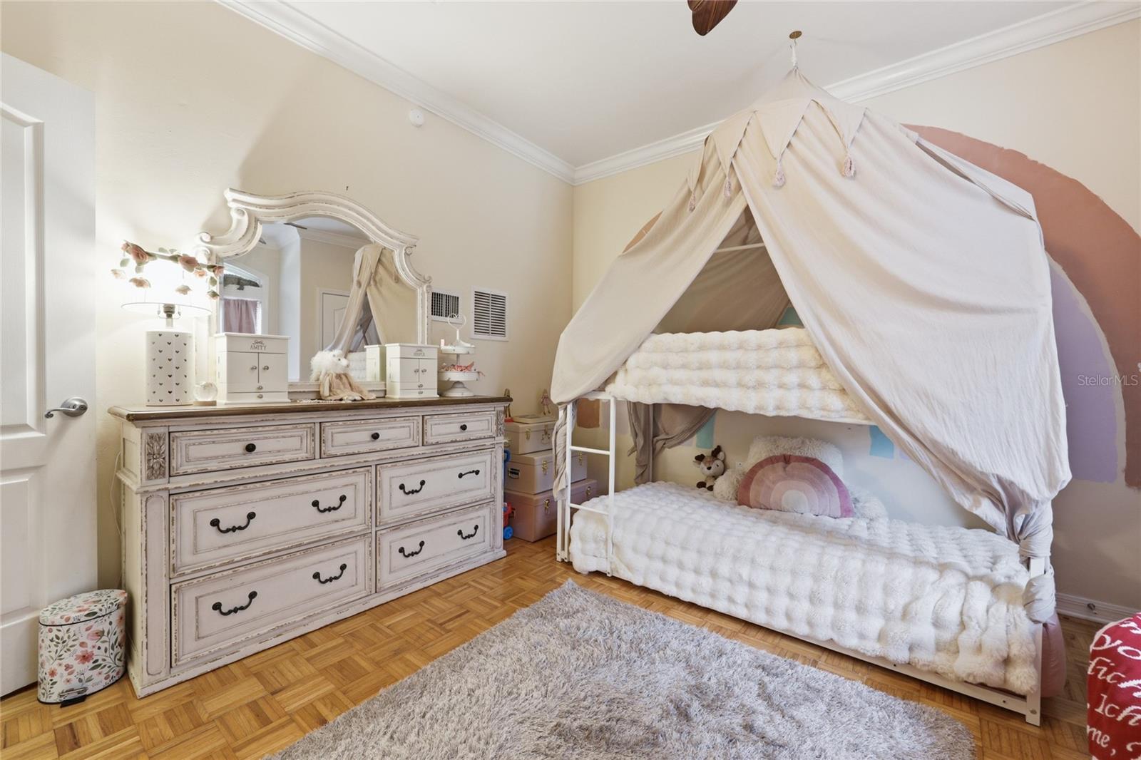 Image 24 of 70 For 9278 61st Avenue