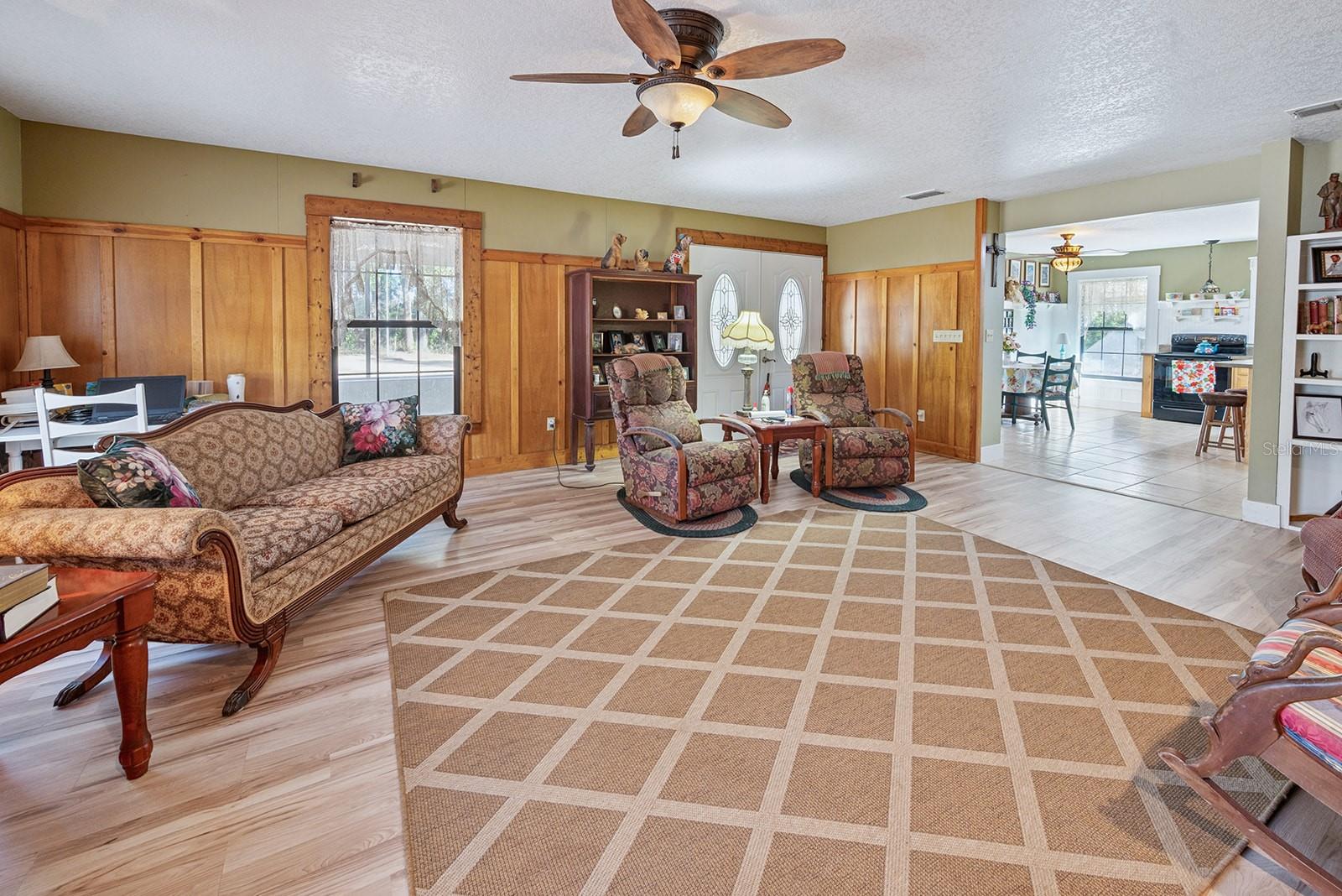 Image 12 of 50 For 6247 35th Street