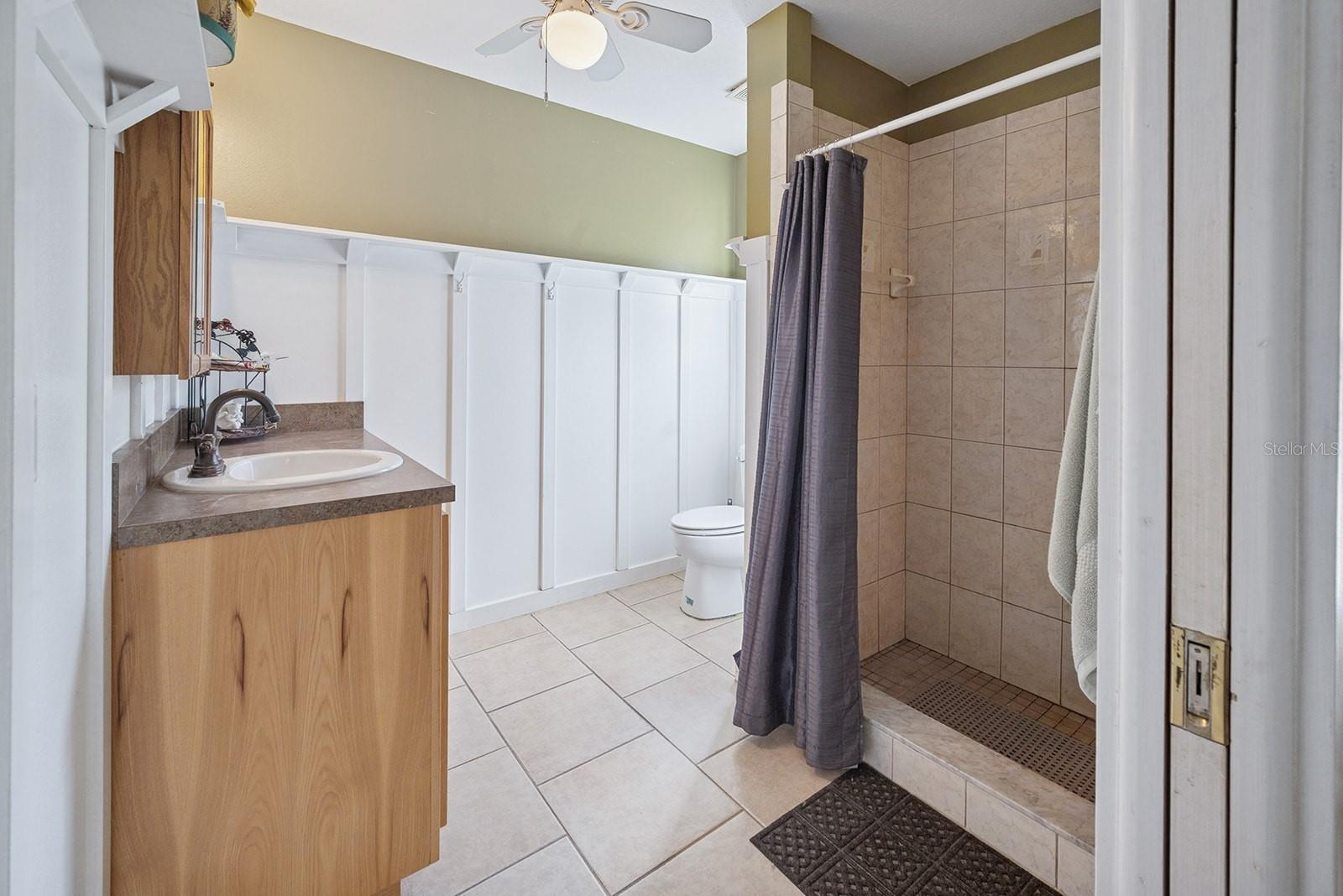 Image 26 of 50 For 6247 35th Street