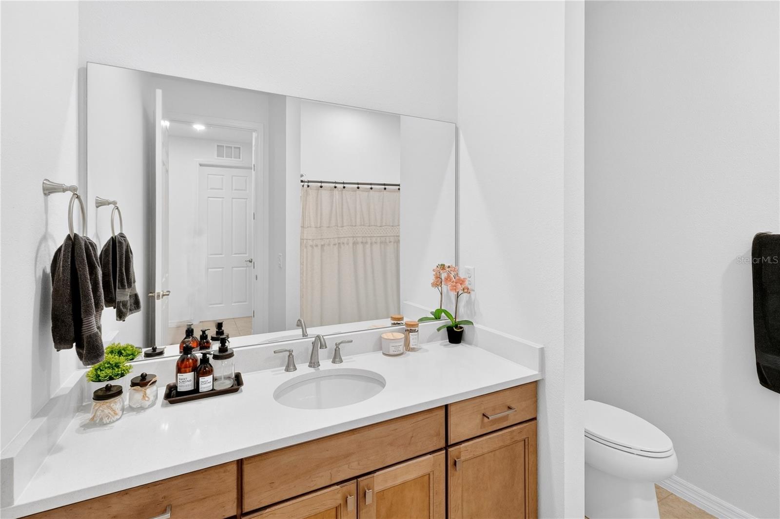 Image 18 of 27 For 5883 77th Court