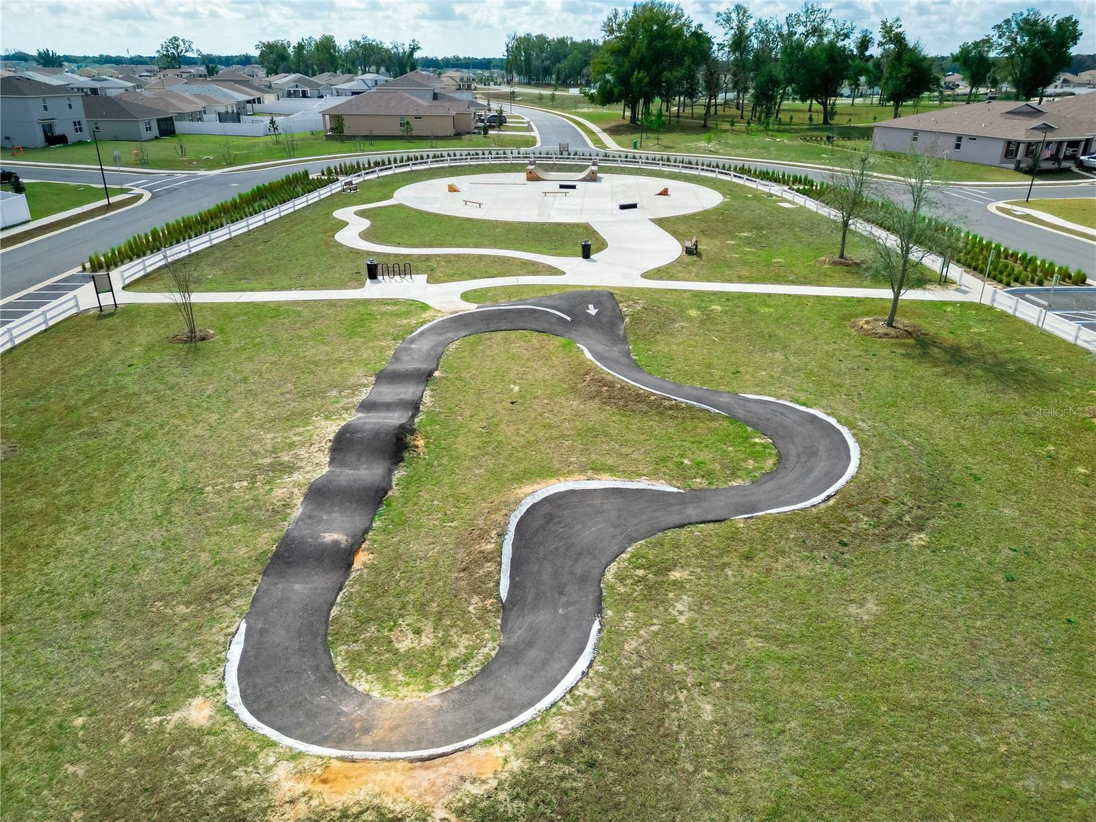 Image 23 of 27 For 5883 77th Court