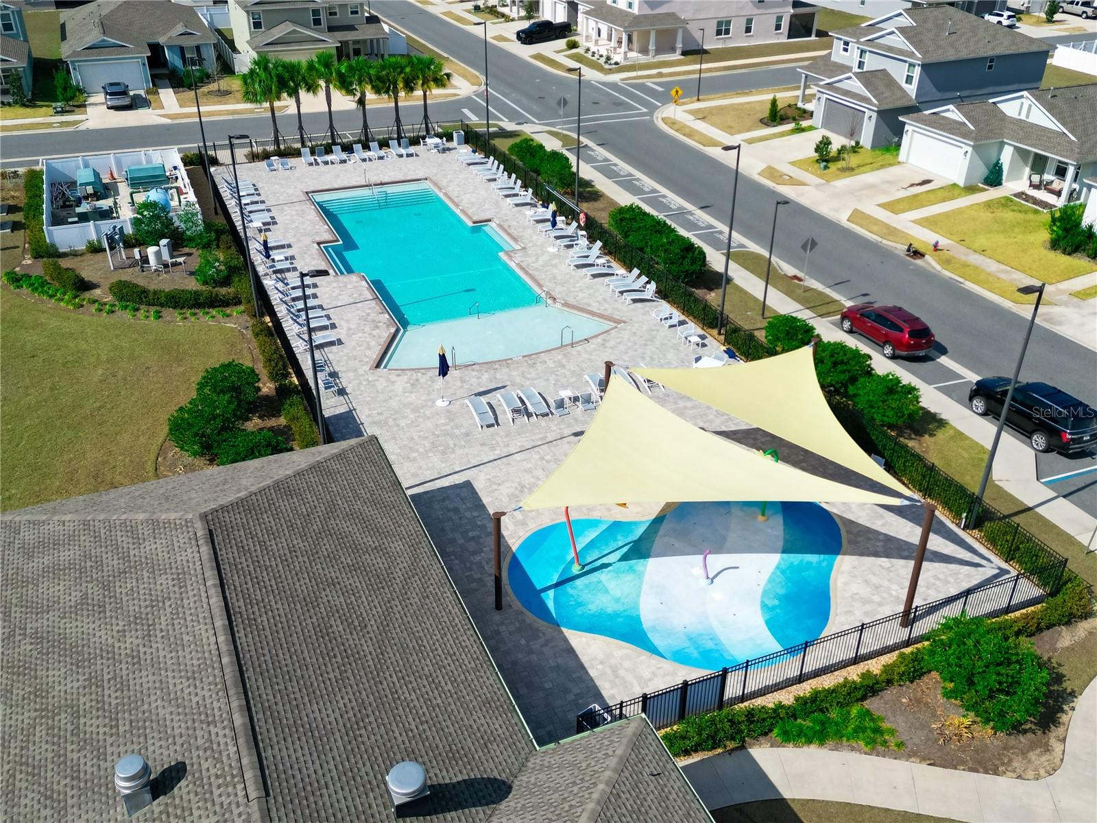 Image 5 of 27 For 5883 77th Court