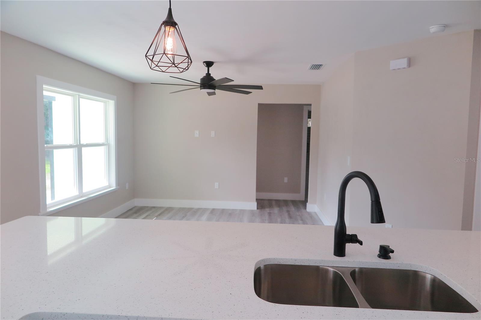 Image 18 of 41 For 21315 35th Place