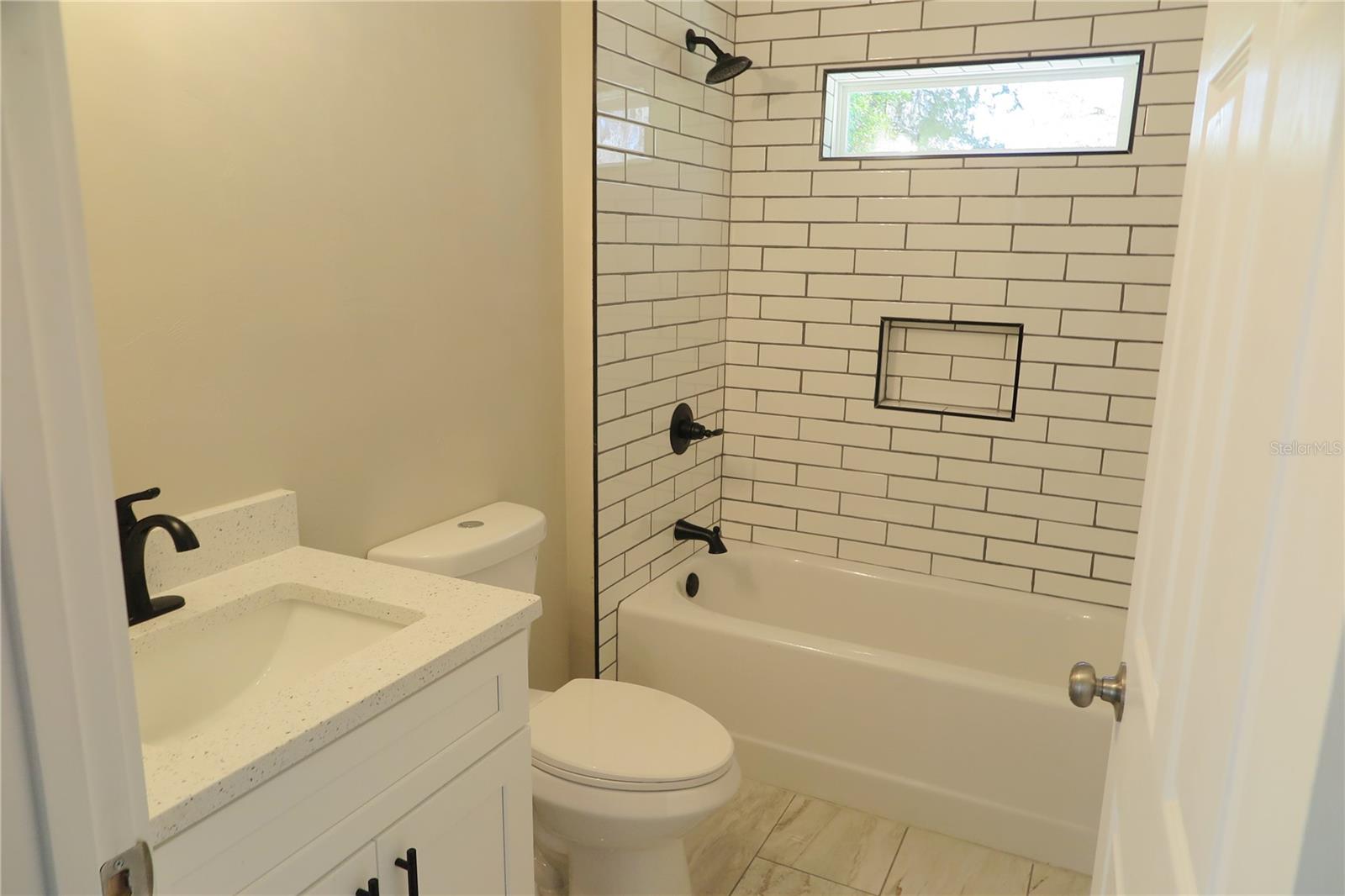 Image 26 of 41 For 21315 35th Place