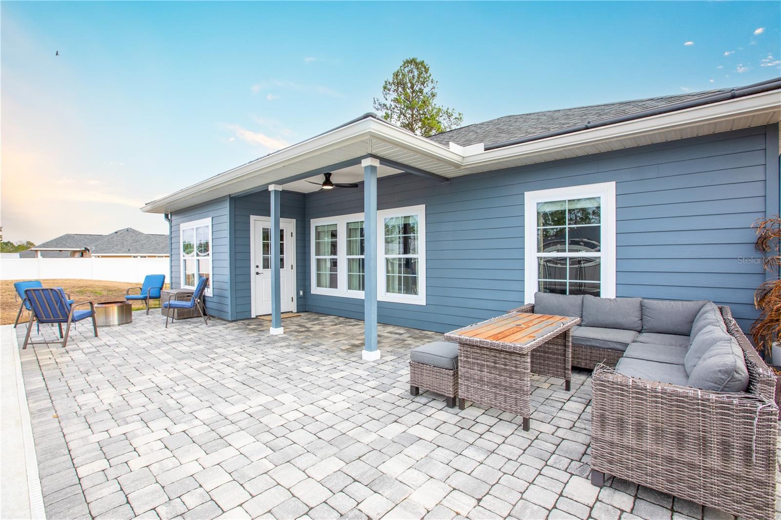 Image 24 of 31 For 15088 94th Circle