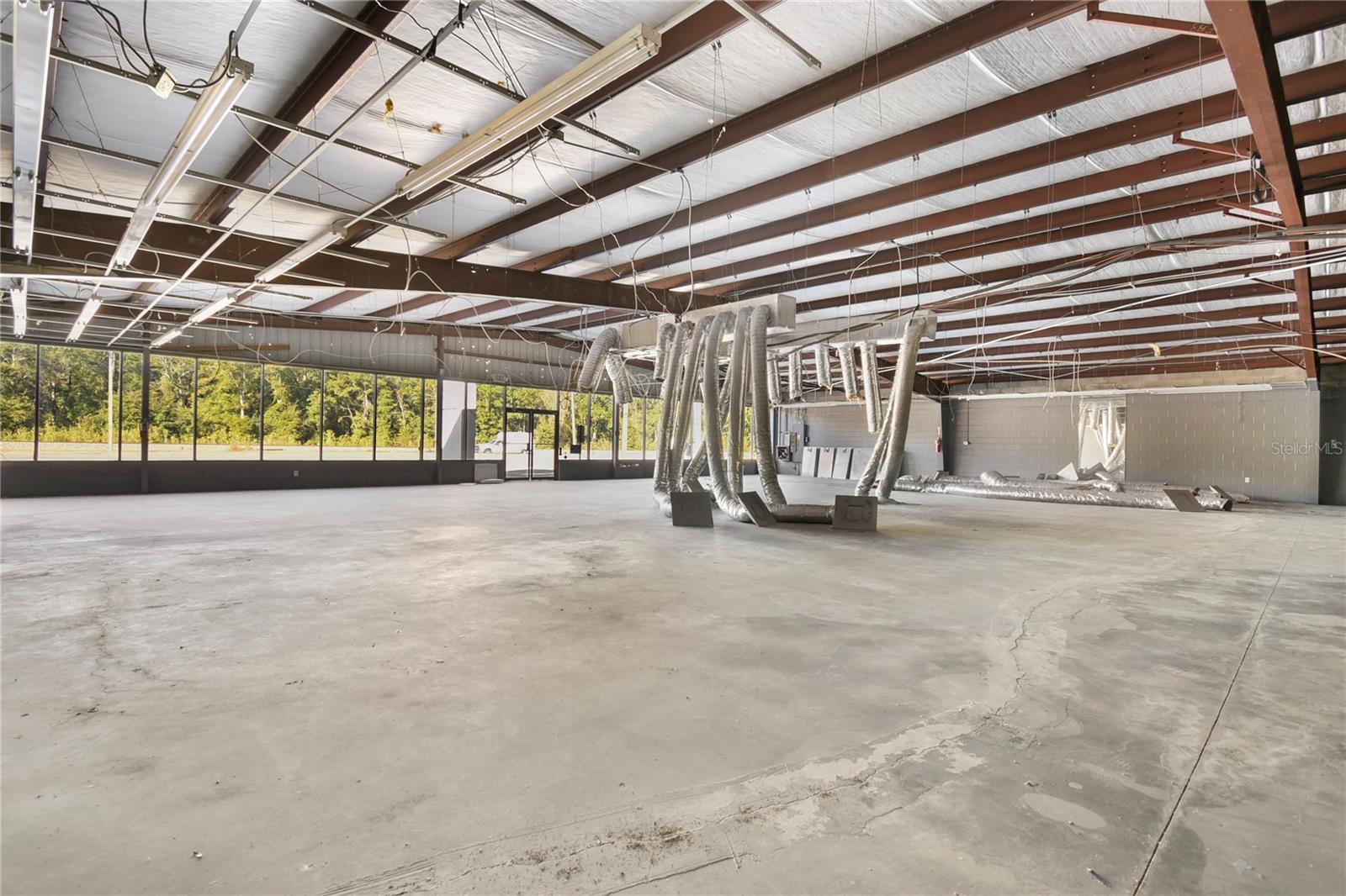 Image 5 of 16 For 5953 Roosevelt Boulevard