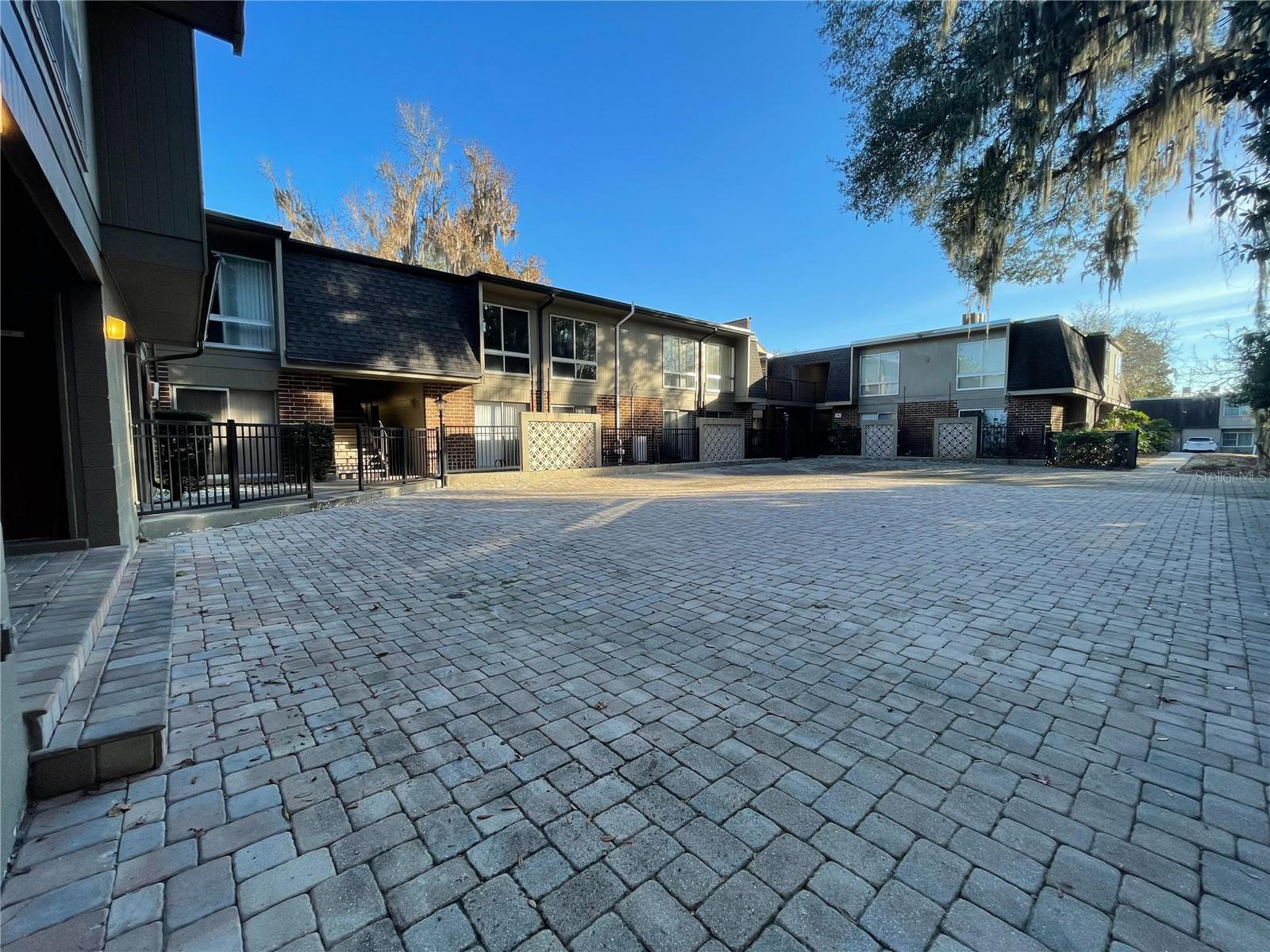 Image 11 of 12 For 1700 16th Court L6