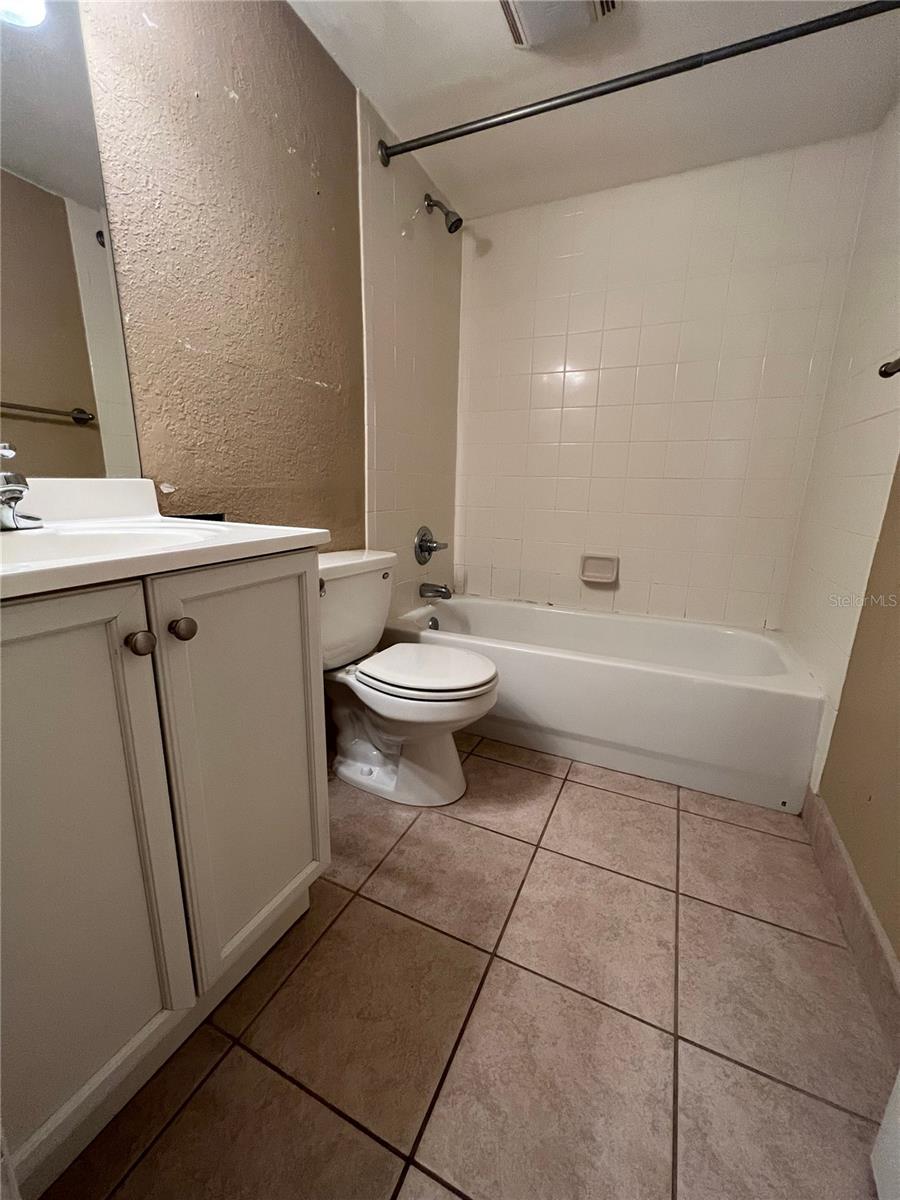 Image 9 of 12 For 1700 16th Court L6