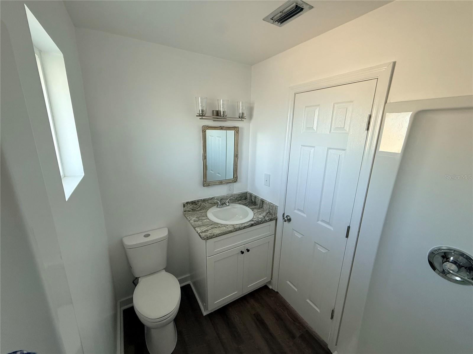 Image 27 of 38 For 18 4th Street