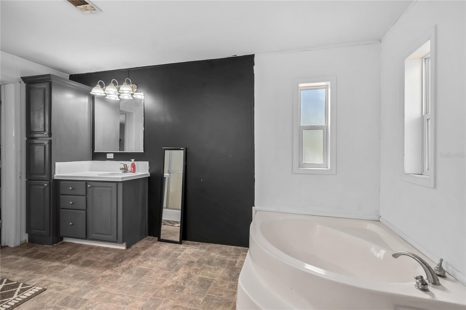 Image 19 of 33 For 5306 255th Drive