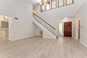 Image 7 of 32 For 6632 52nd Terrace