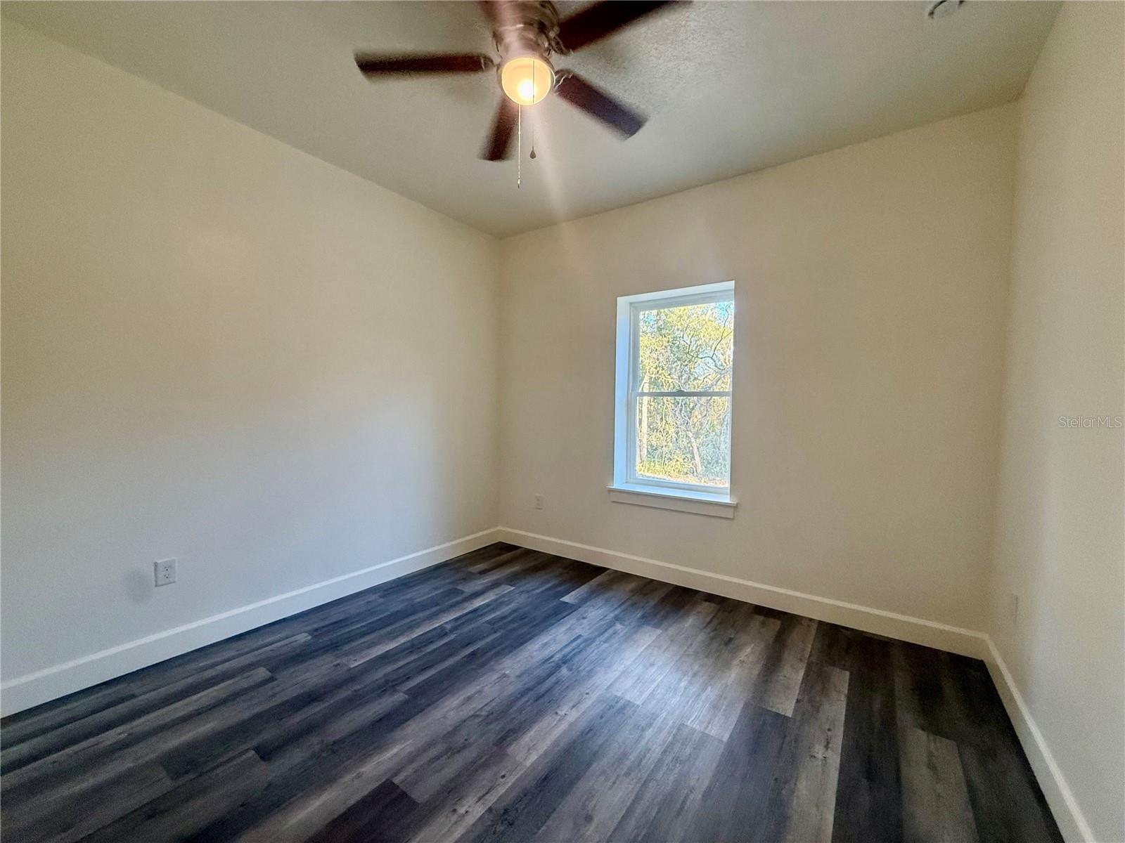 Image 11 of 22 For 931 154th Terrace