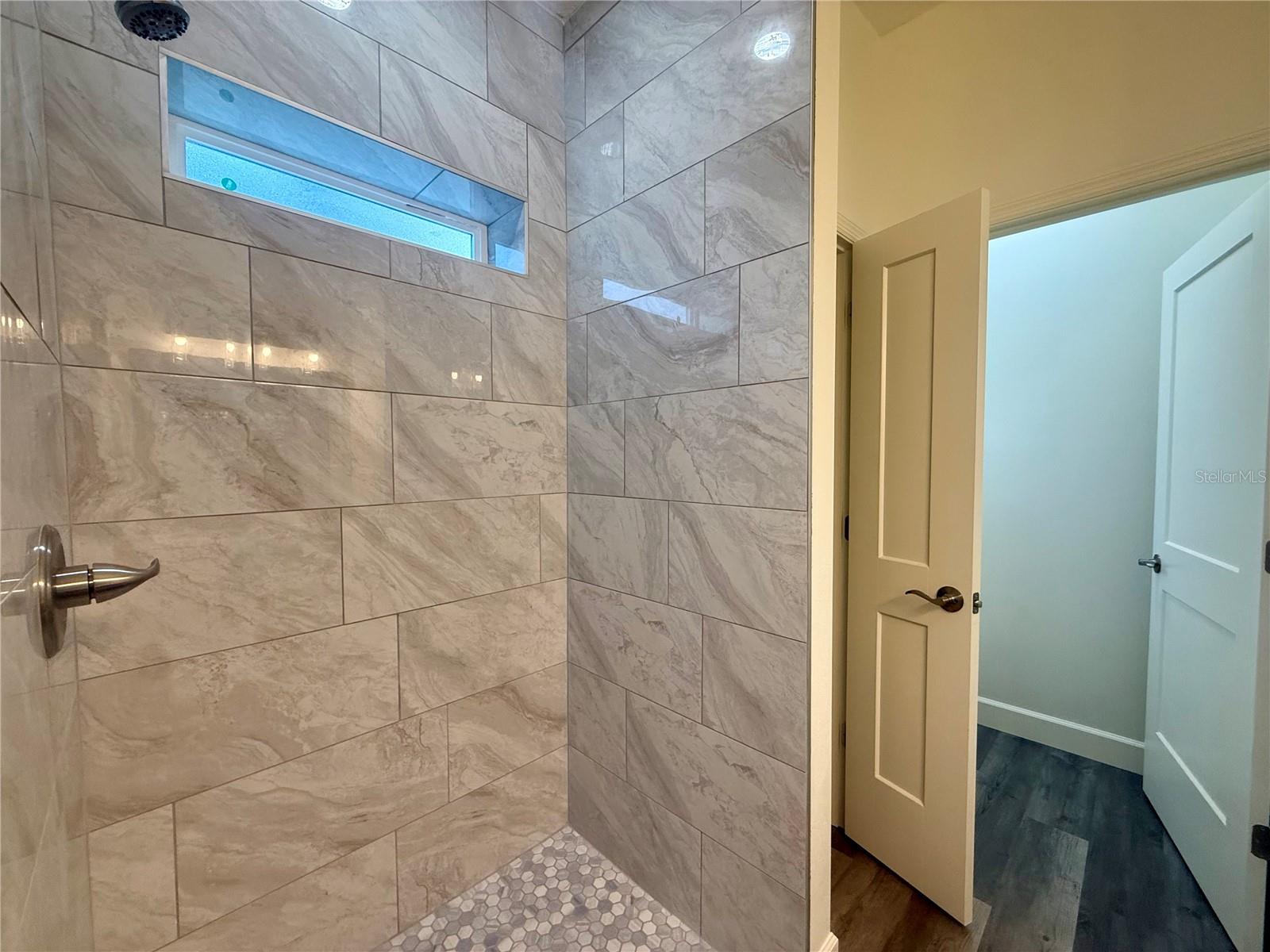 Image 18 of 22 For 931 154th Terrace