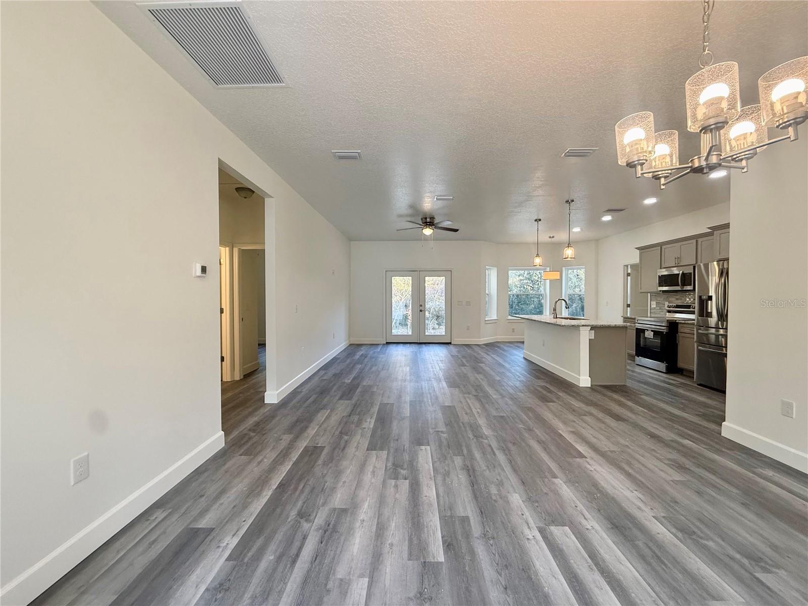 Image 3 of 22 For 931 154th Terrace