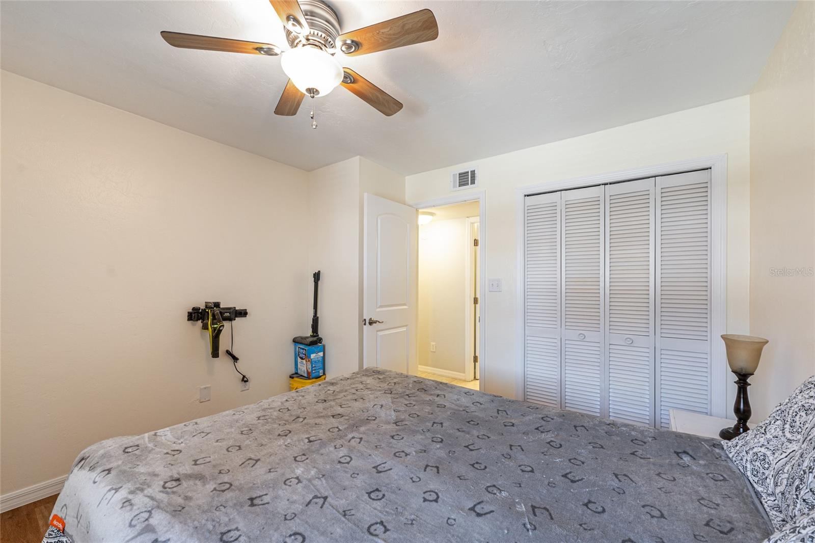 Image 38 of 57 For 2740 39th Drive