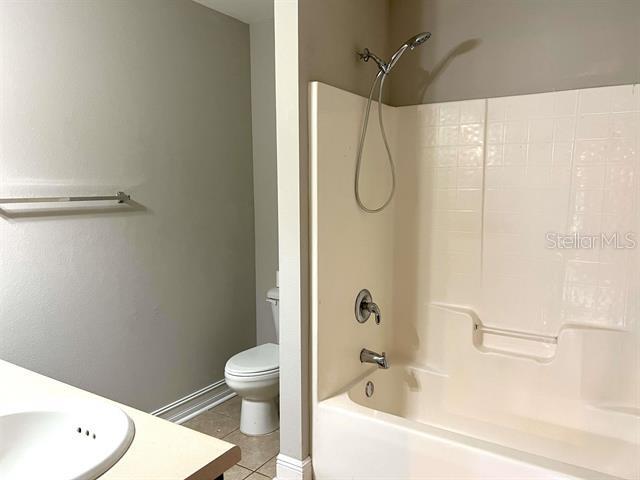 Listing photo id 9 for 29 Chippewa Road