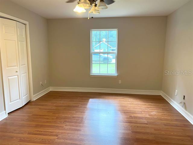 Listing photo id 6 for 29 Chippewa Road