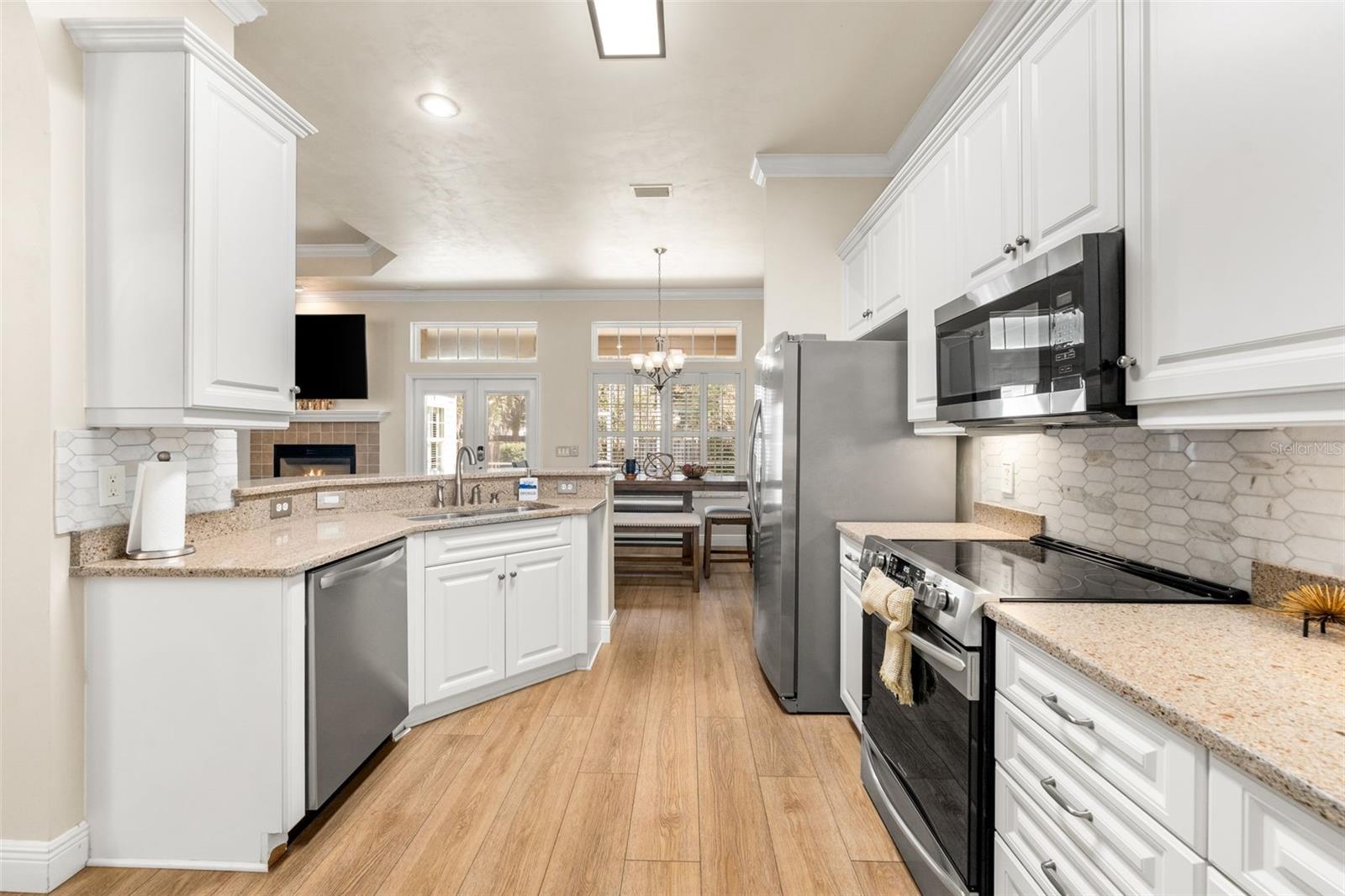 Image 11 of 34 For 3737 74th Drive