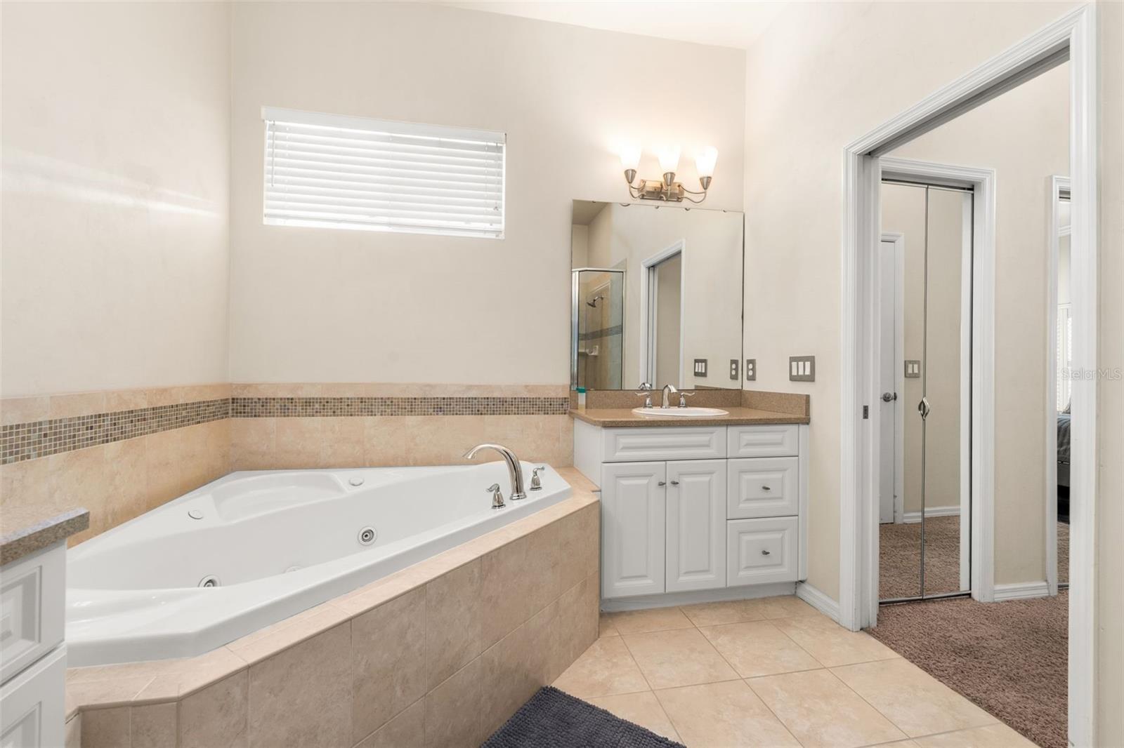 Image 18 of 34 For 3737 74th Drive