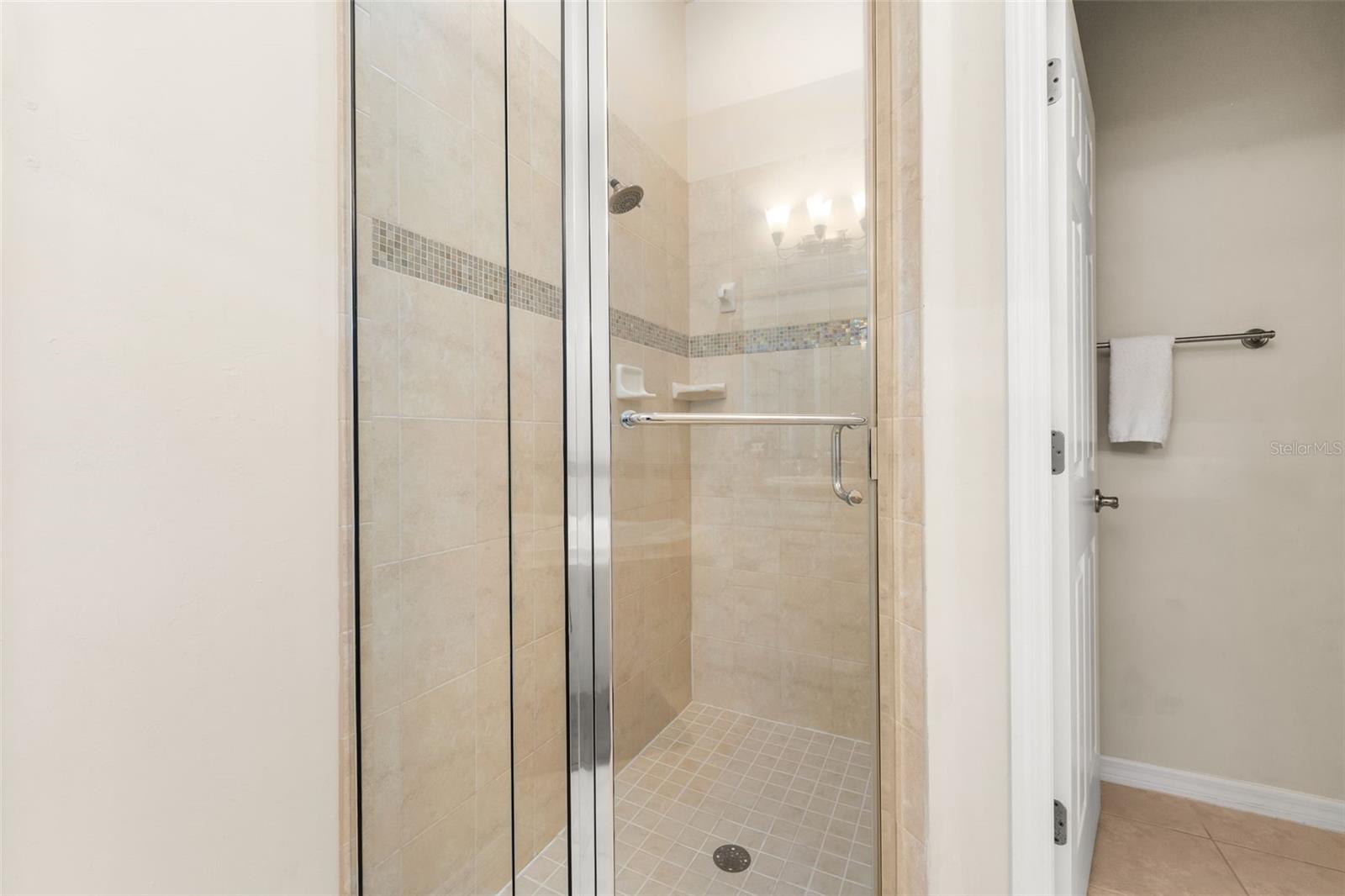 Image 19 of 34 For 3737 74th Drive