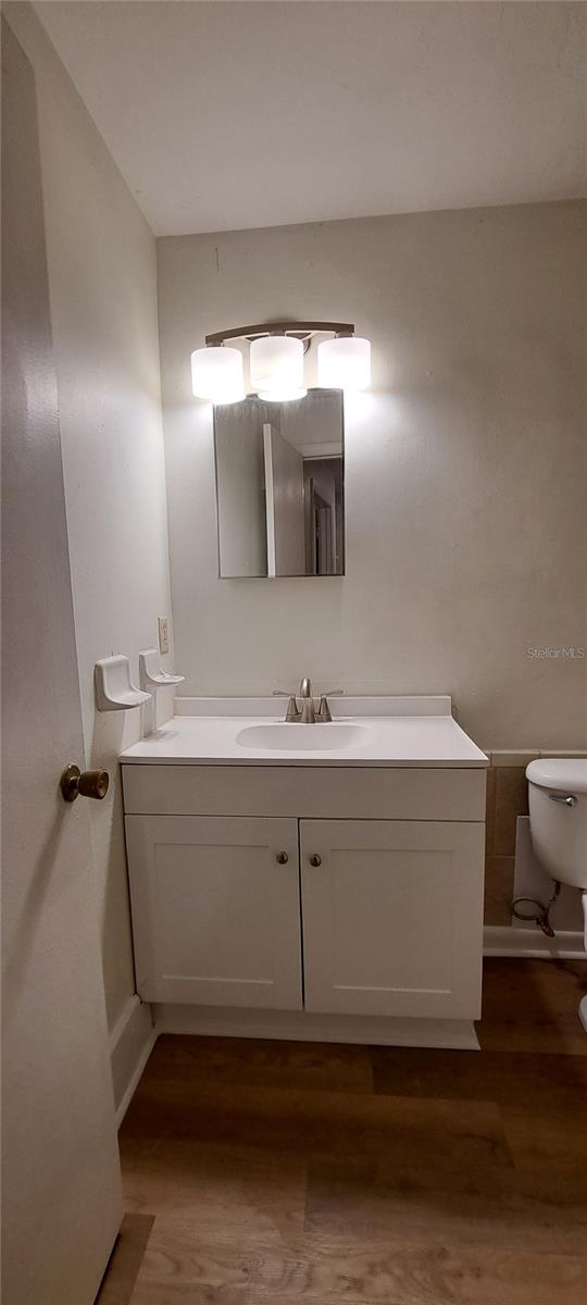 Image 18 of 21 For 3925 26th Terrace B