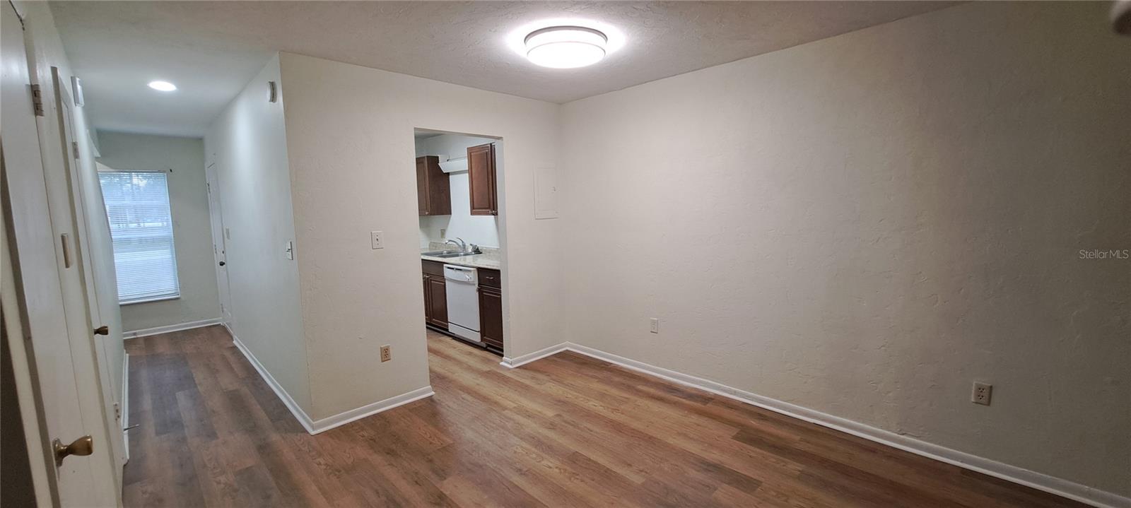 Image 3 of 21 For 3925 26th Terrace B