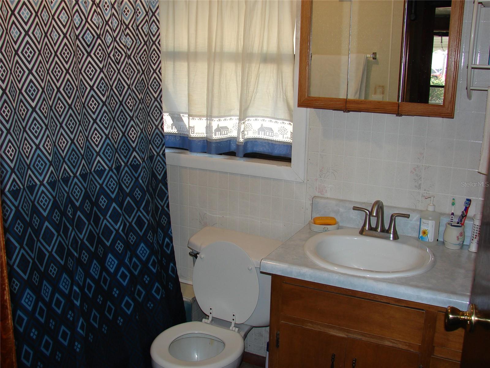 Image 10 of 21 For 8551 Oglesby Avenue