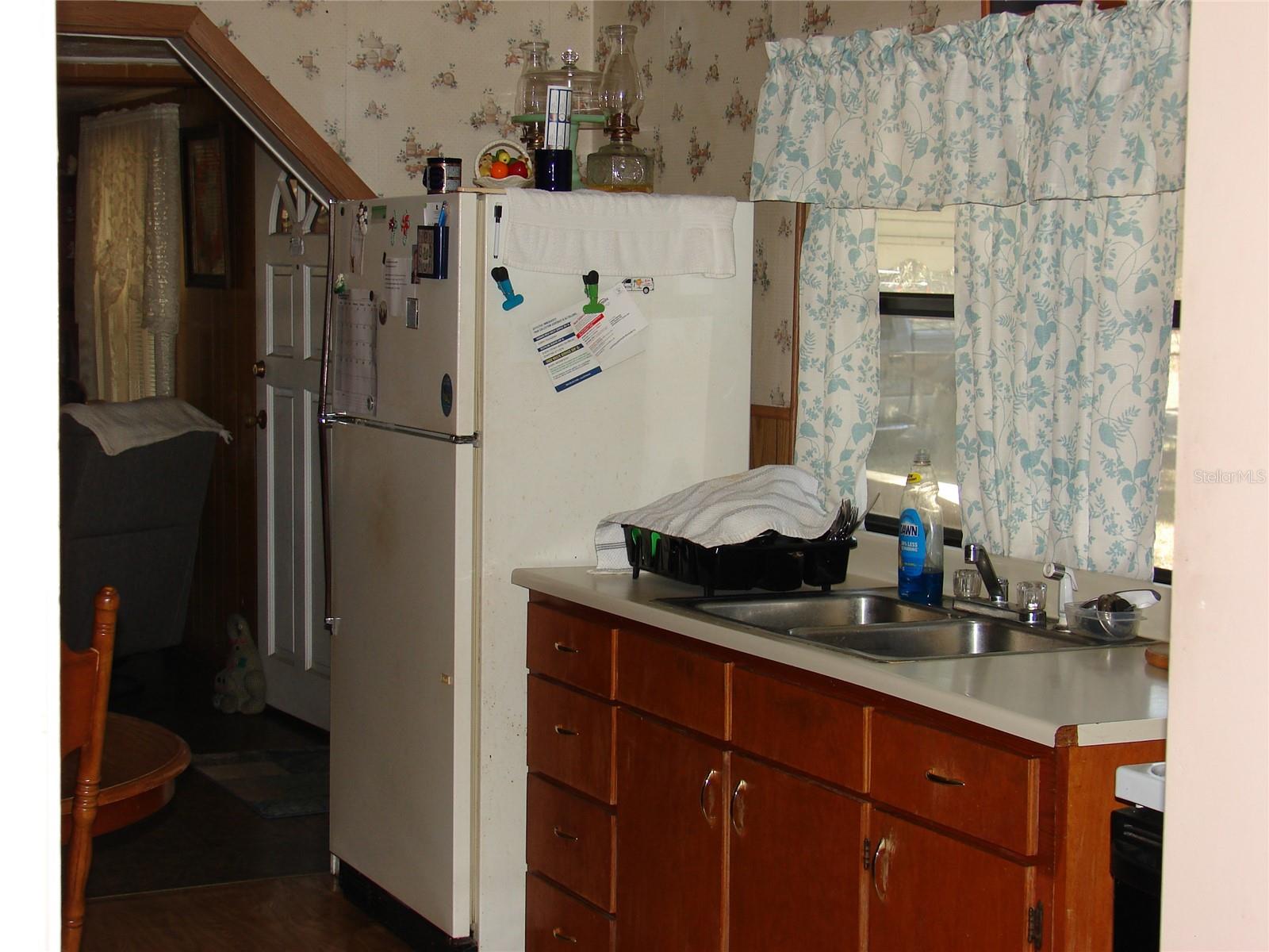 Image 12 of 21 For 8551 Oglesby Avenue