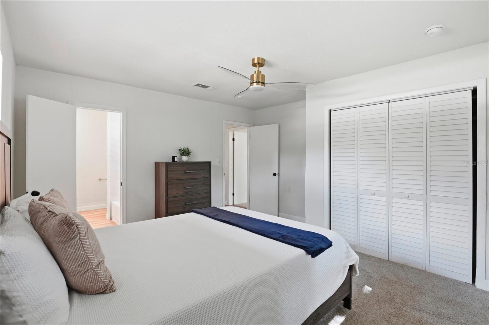 Image 18 of 32 For 311 73rd Terrace