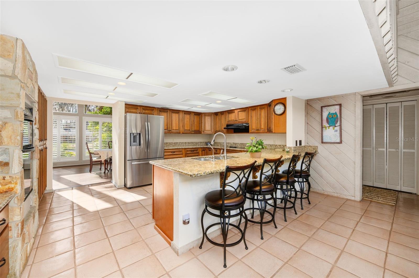 Image 14 of 51 For 6519 37th Way