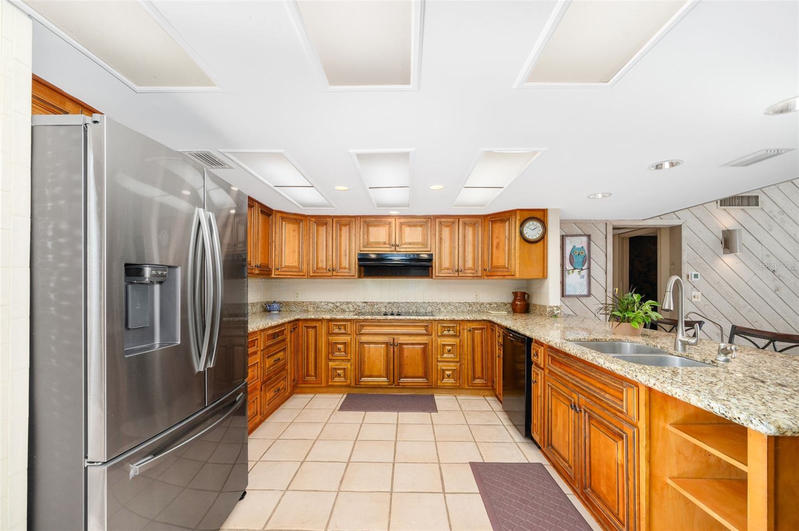 Image 16 of 51 For 6519 37th Way