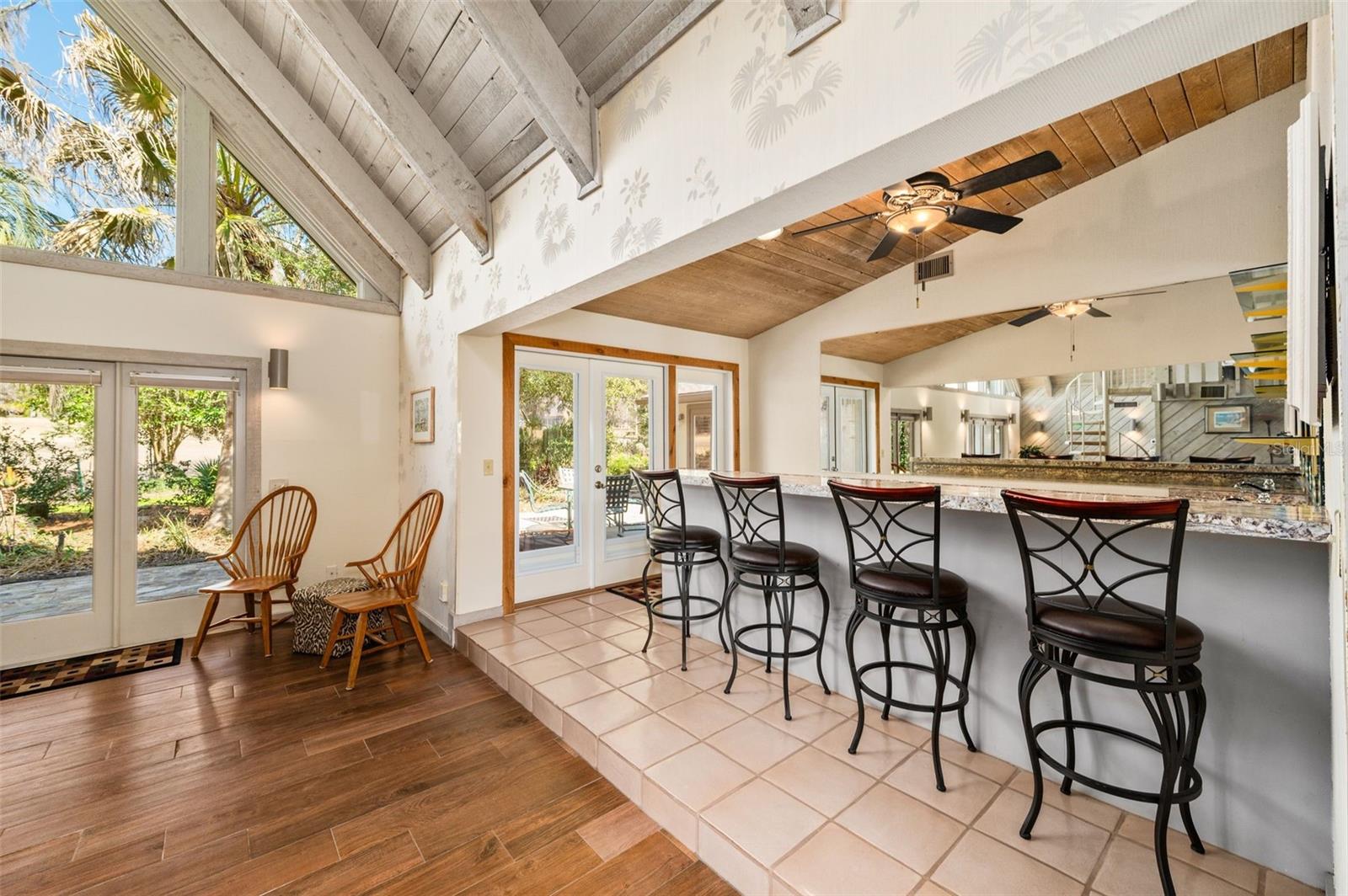 Image 20 of 51 For 6519 37th Way