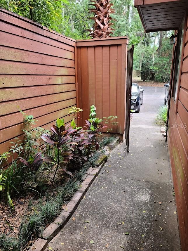 Image 2 of 14 For 900 62nd Boulevard B8