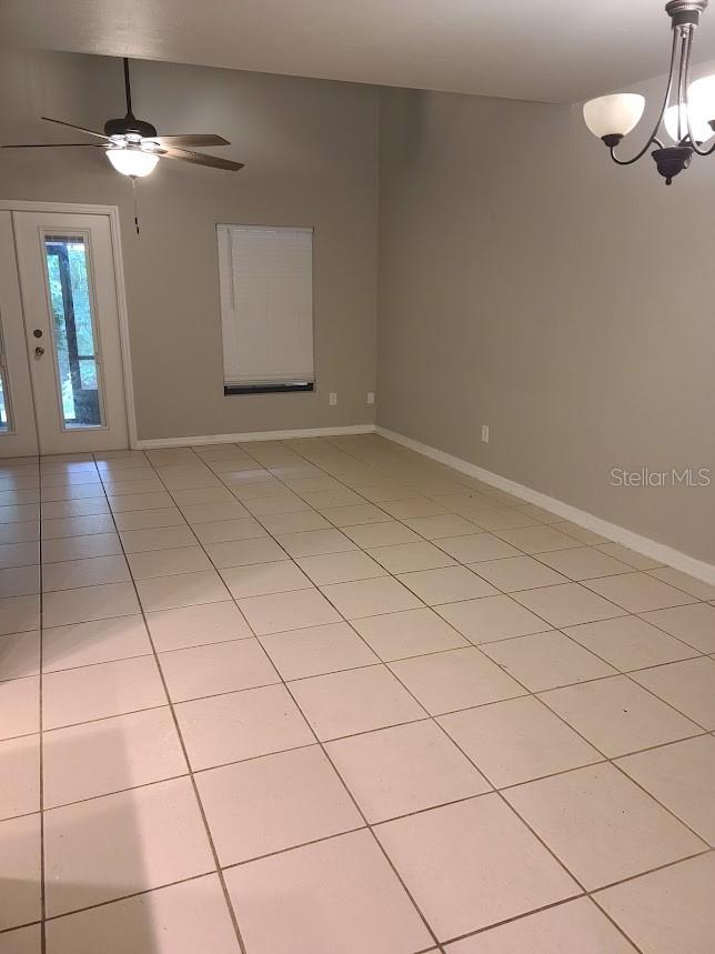 Image 3 of 14 For 900 62nd Boulevard B8